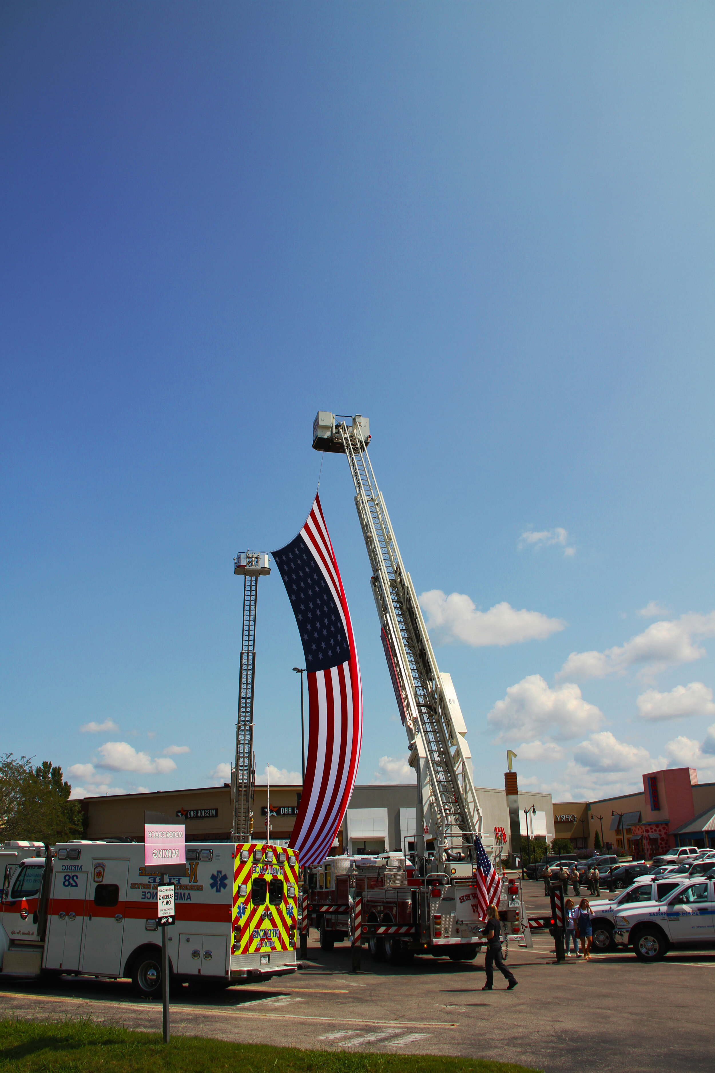  2020 9/11 Tribute Mission BBQ Nashville – GROUND ZERO VOLUNTEERS FLAG 2020 – Photo: Cierra Mazzola – All Rights Reserved 
