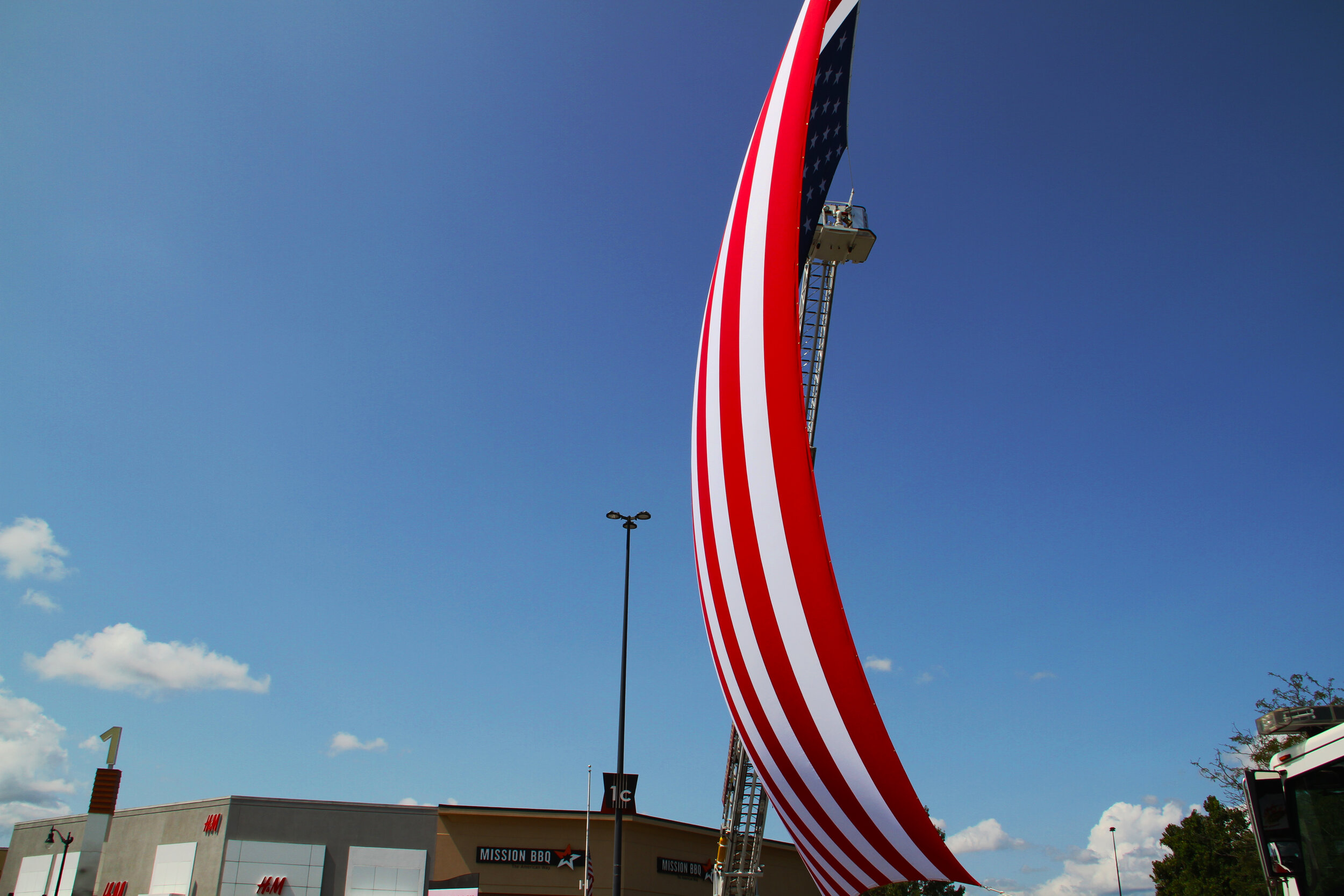  2020 9/11 Tribute Mission BBQ Nashville – GROUND ZERO VOLUNTEERS FLAG 2020 – Photo: Cierra Mazzola – All Rights Reserved 