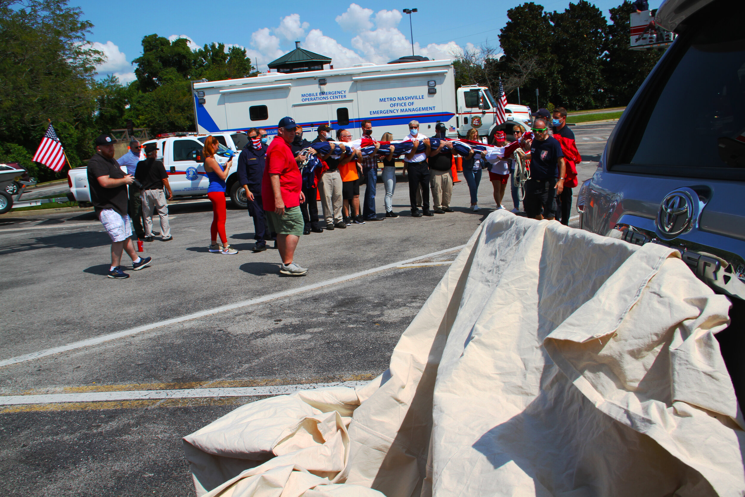  2020 9/11 Tribute Mission BBQ Nashville – GROUND ZERO VOLUNTEERS FLAG 2020 – Photo: Cierra Mazzola – All Rights Reserved 