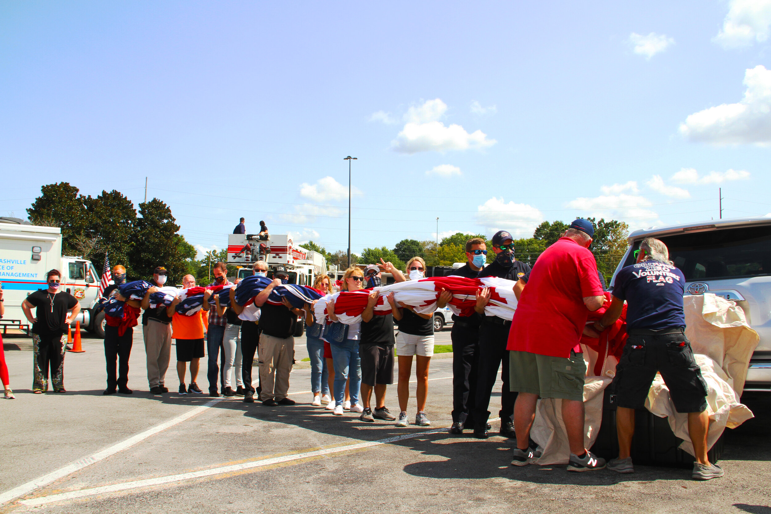  2020 9/11 Tribute Mission BBQ Nashville – GROUND ZERO VOLUNTEERS FLAG 2020 – Photo: Cierra Mazzola – All Rights Reserved 