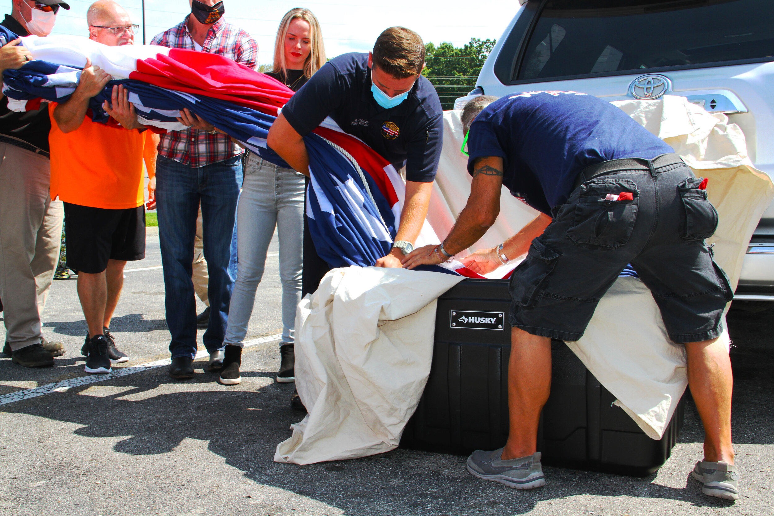  2020 9/11 Tribute Mission BBQ Nashville – GROUND ZERO VOLUNTEERS FLAG 2020 – Photo: Cierra Mazzola – All Rights Reserved 