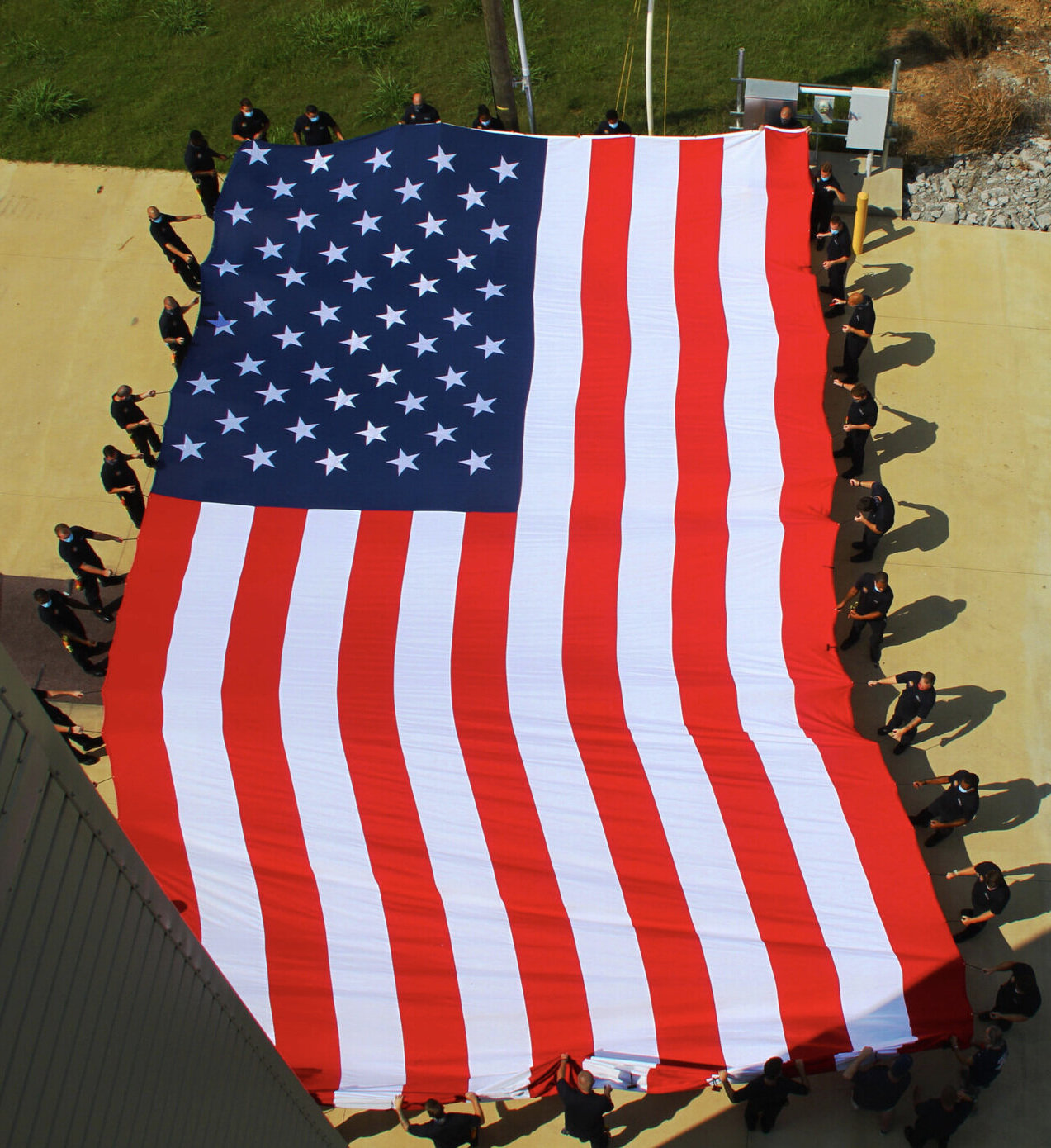  2020 9/11 Tribute Nashville Fire Department Training Grounds – GROUND ZERO VOLUNTEERS FLAG 2020 – Photo: Cierra Mazzola – All Rights Reserved 