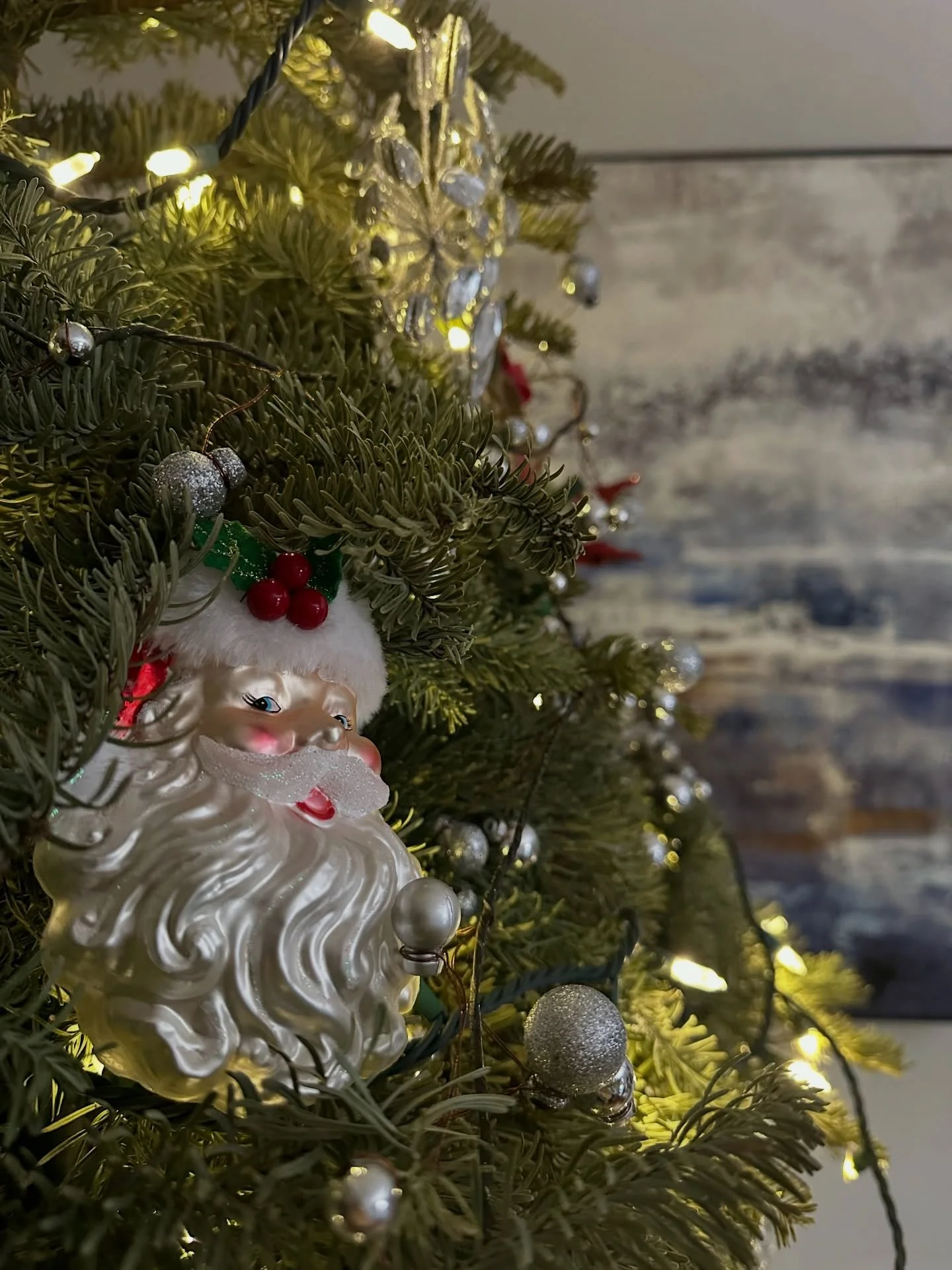 Tree is still up. Holiday Spirit or Lazy? Hint: Bit of Both. How about you?

Follow 👉 @thomaskelleherwrites 👈

#thomaskelleherwrites #author #authors #writing #writer writers authorsofinstagram writersofinstagram screenwriter screenwritersofinstagr