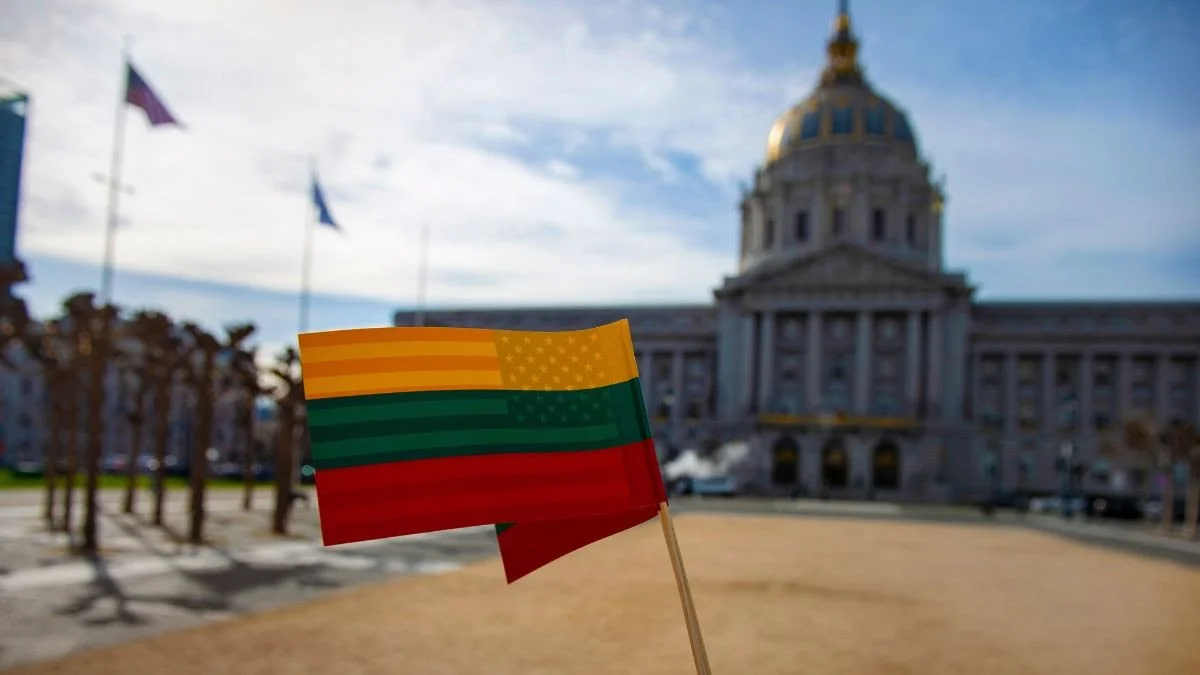 Lietuvos vėliavos pakėlimas San Fransisko rotušėje (02.17, SF)