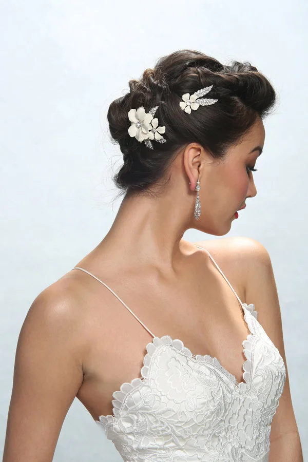 15-gossip-combs-and-the-ruling-class-earrings.jpg