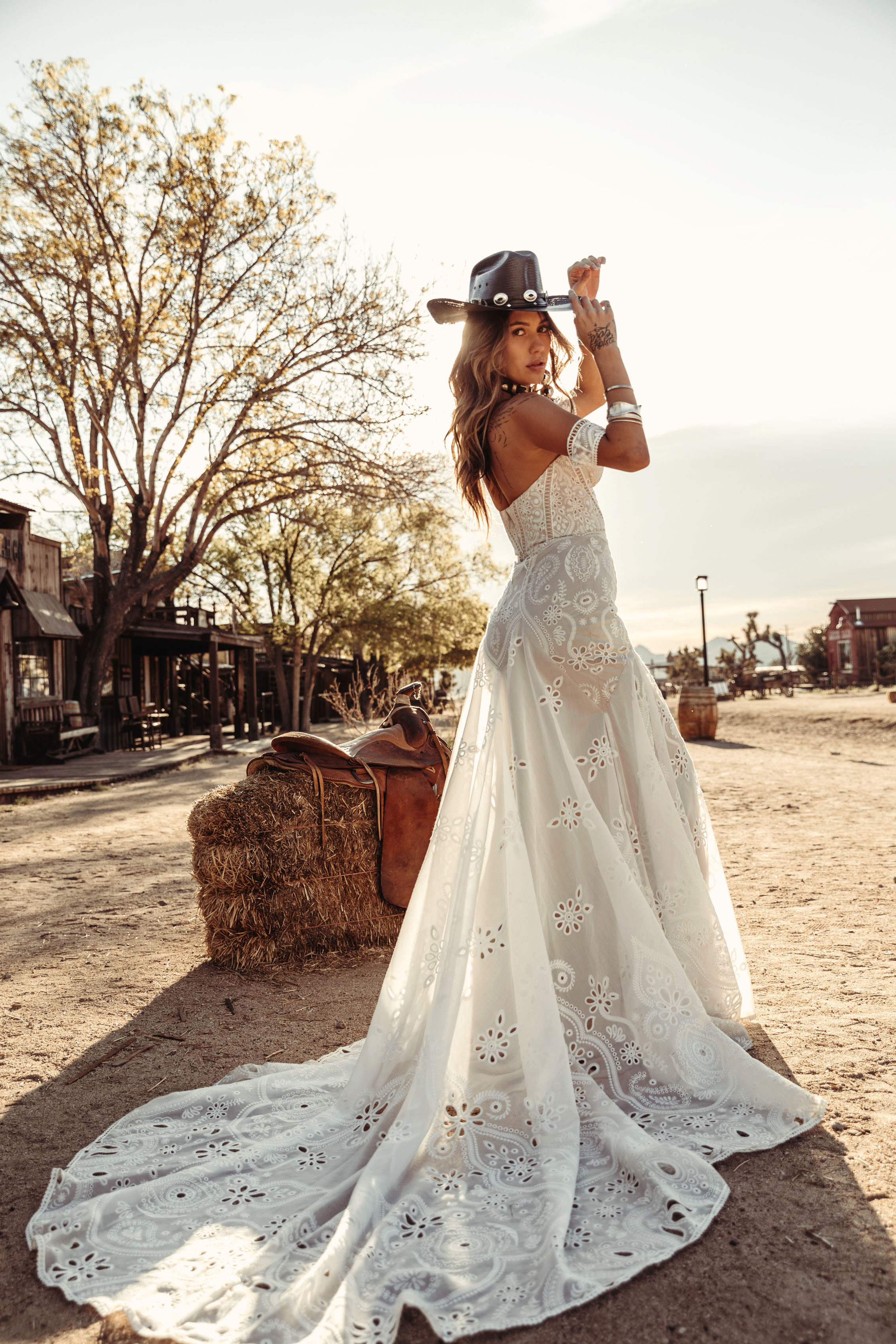  Tallulah Gown | Rue De Seine | Rue De Seine Bridal | Moonrise Canyon Collection 2019 | wild west inspired | free spirited bride | bohemian | boho bride | boho wedding | modern bride | bridal gown | wedding gown | fitted bodice, attachable armbands, 