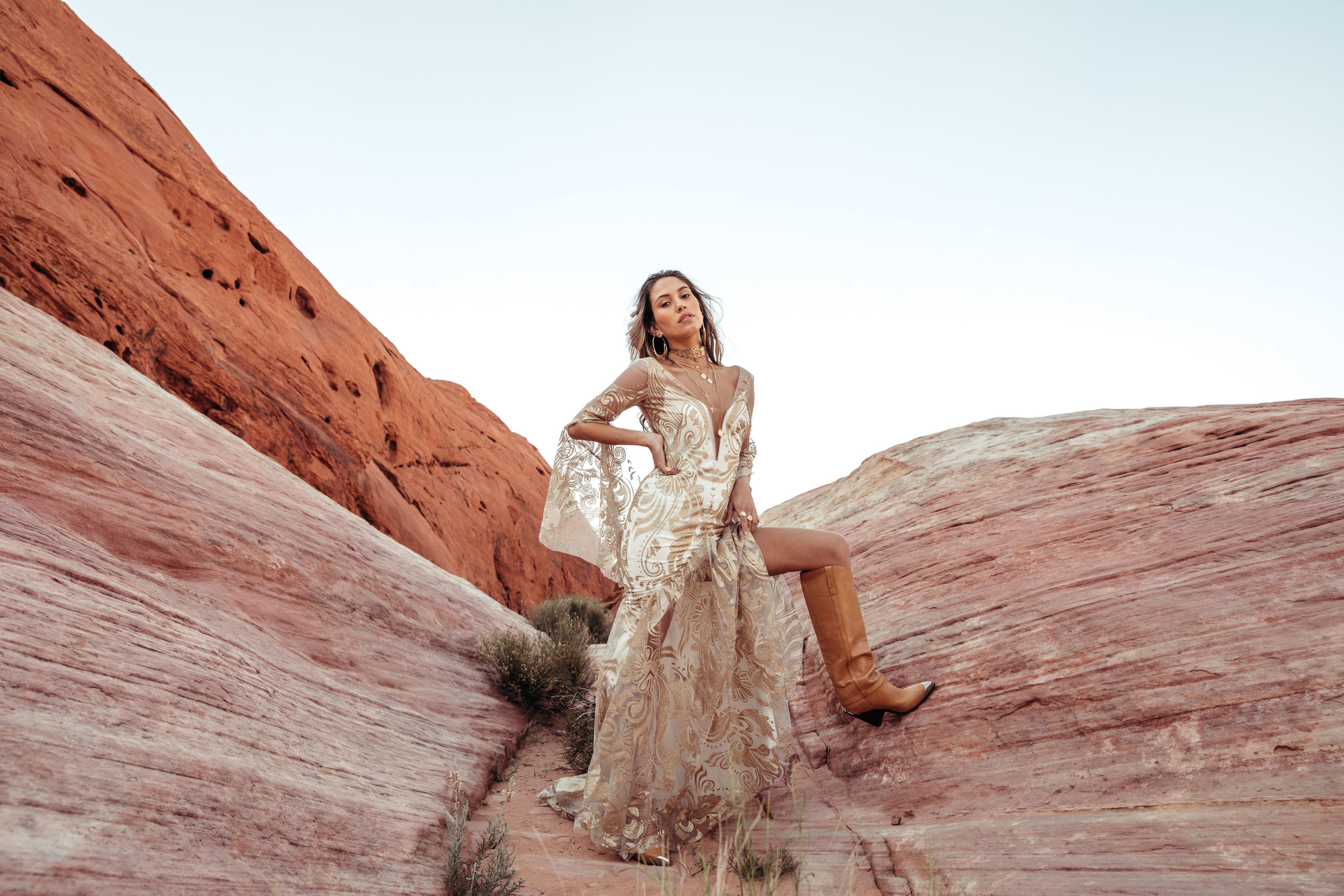  Dolly Gown | Rue De Seine | Rue De Seine Bridal | Moonrise Canyon Collection 2019 | wild west inspired | free spirited bride | modern bride | boho bride | boho wedding | bohemian | wedding gown | bridal gown | bohemian wedding | plunging neckline, f