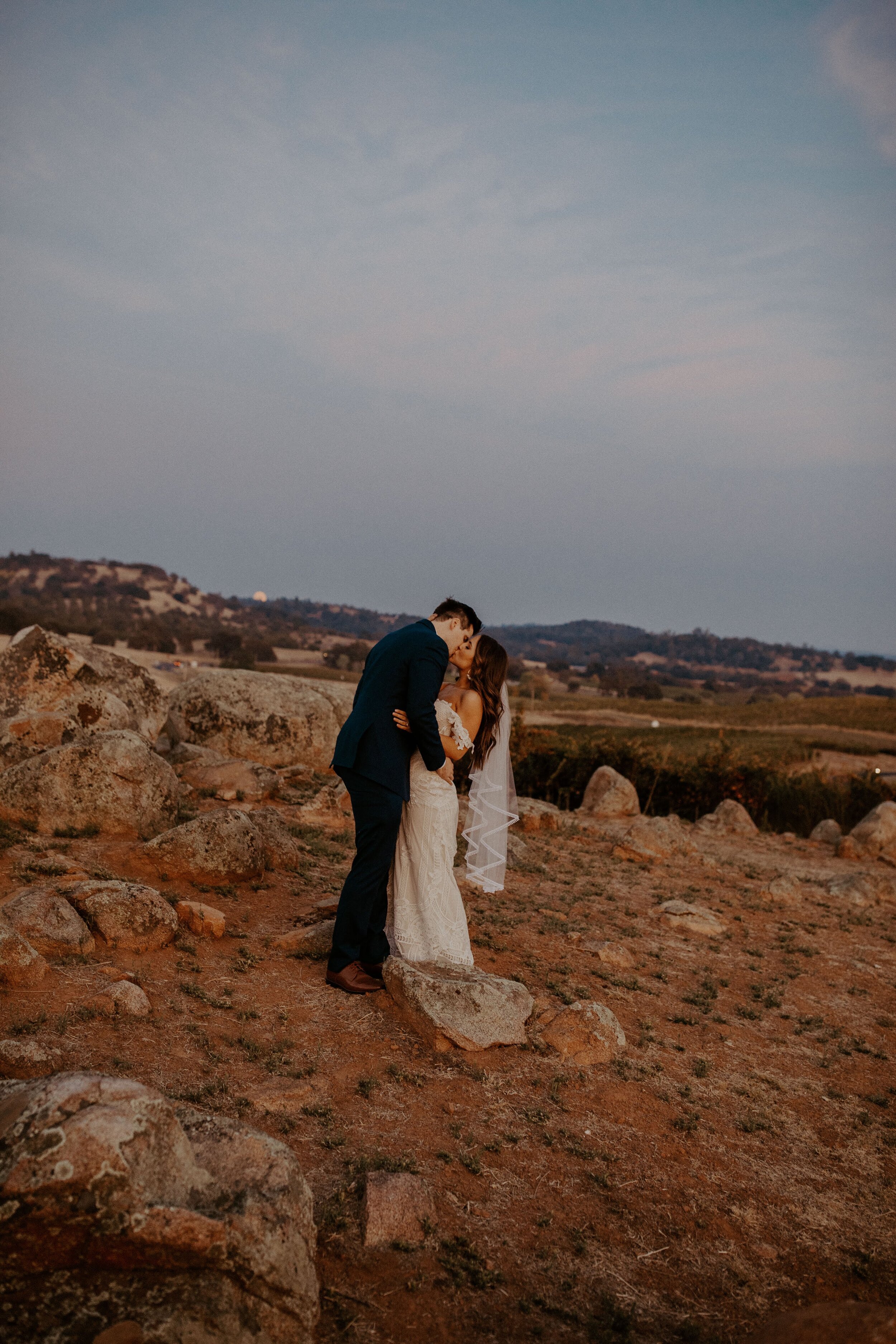 Boho california vineyard wedding  Gown: Rue De Seine via Swoon Bridal Reno NV | Veil: Sara Gabriel | Earrings: A.B. Ellie | Photographer: Taylor Kern | Venue: Helwig Winery | Florals: Esmae Floral