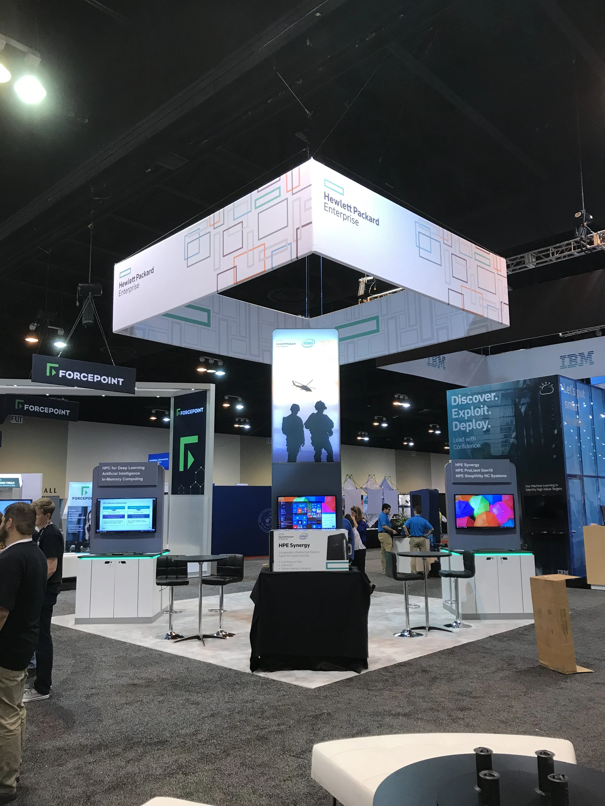 HPE 20x20 008.jpg