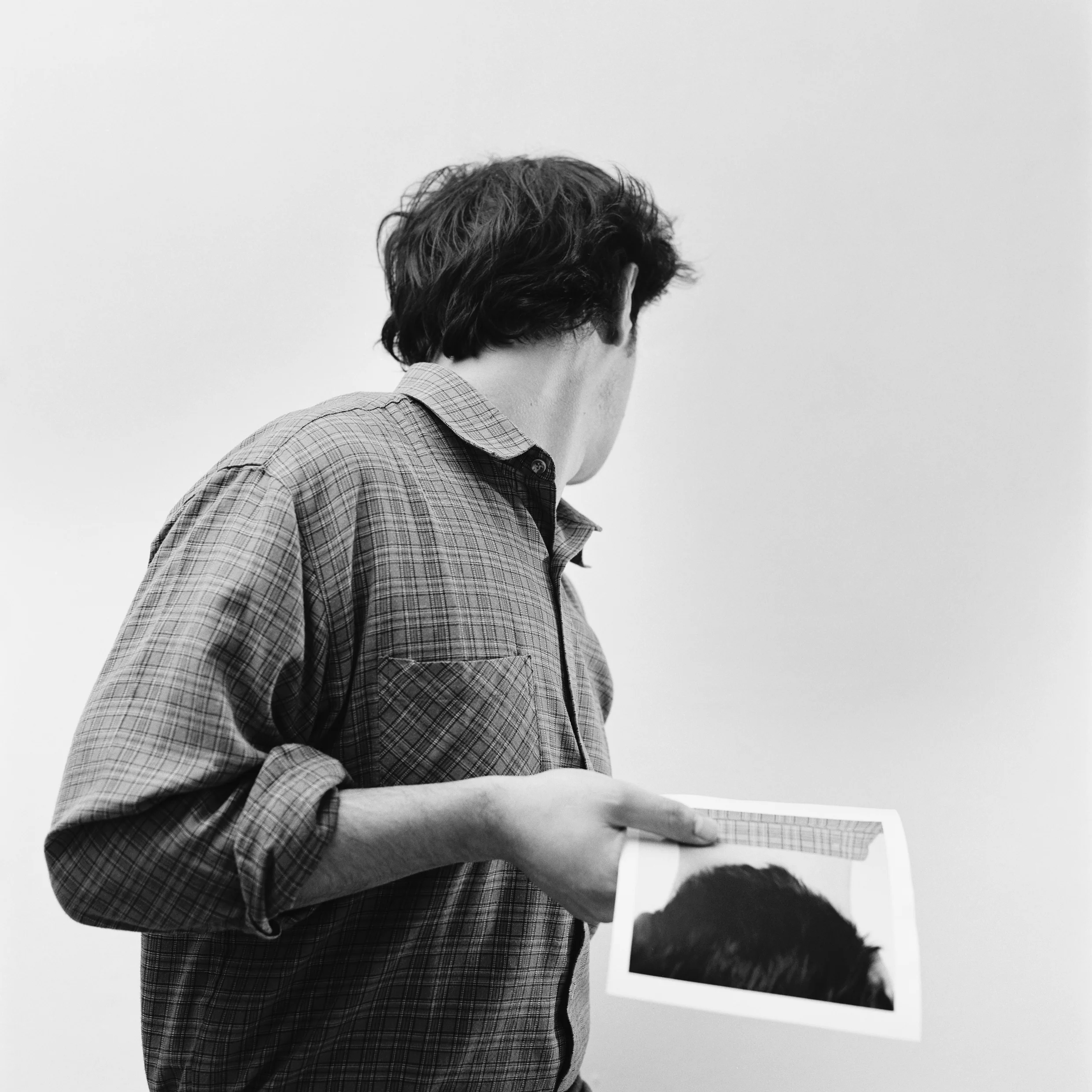 Davide Maione, ...and his neck from To a Place I can’t Pronounce, 2011 Courtesy the artist
