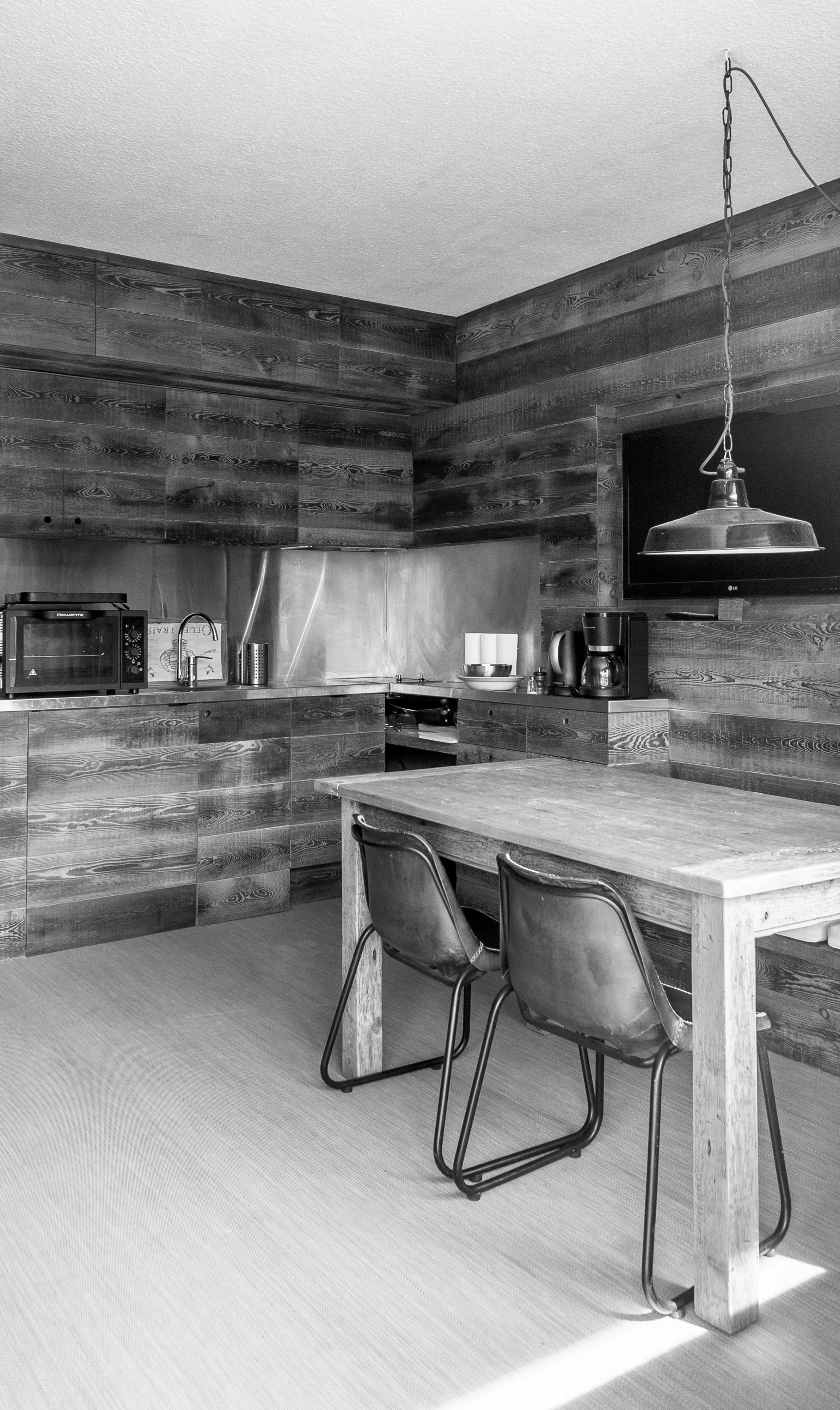 20160412_Julie Méribel studio pascal simonin retouchée_0123 BW.jpg