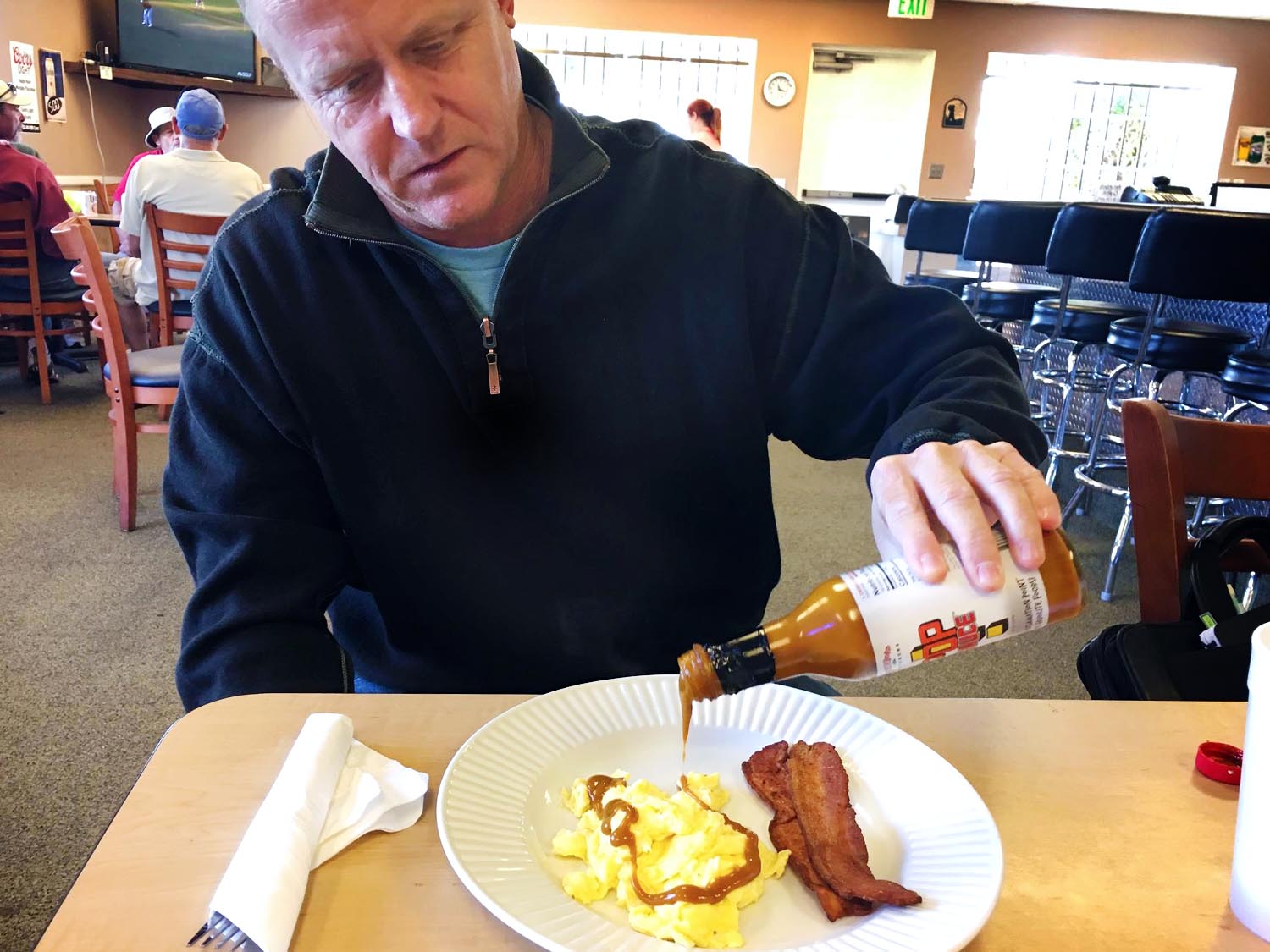 pop_sauce-170112-mulligans-eggs-bacon-1-1500.jpg