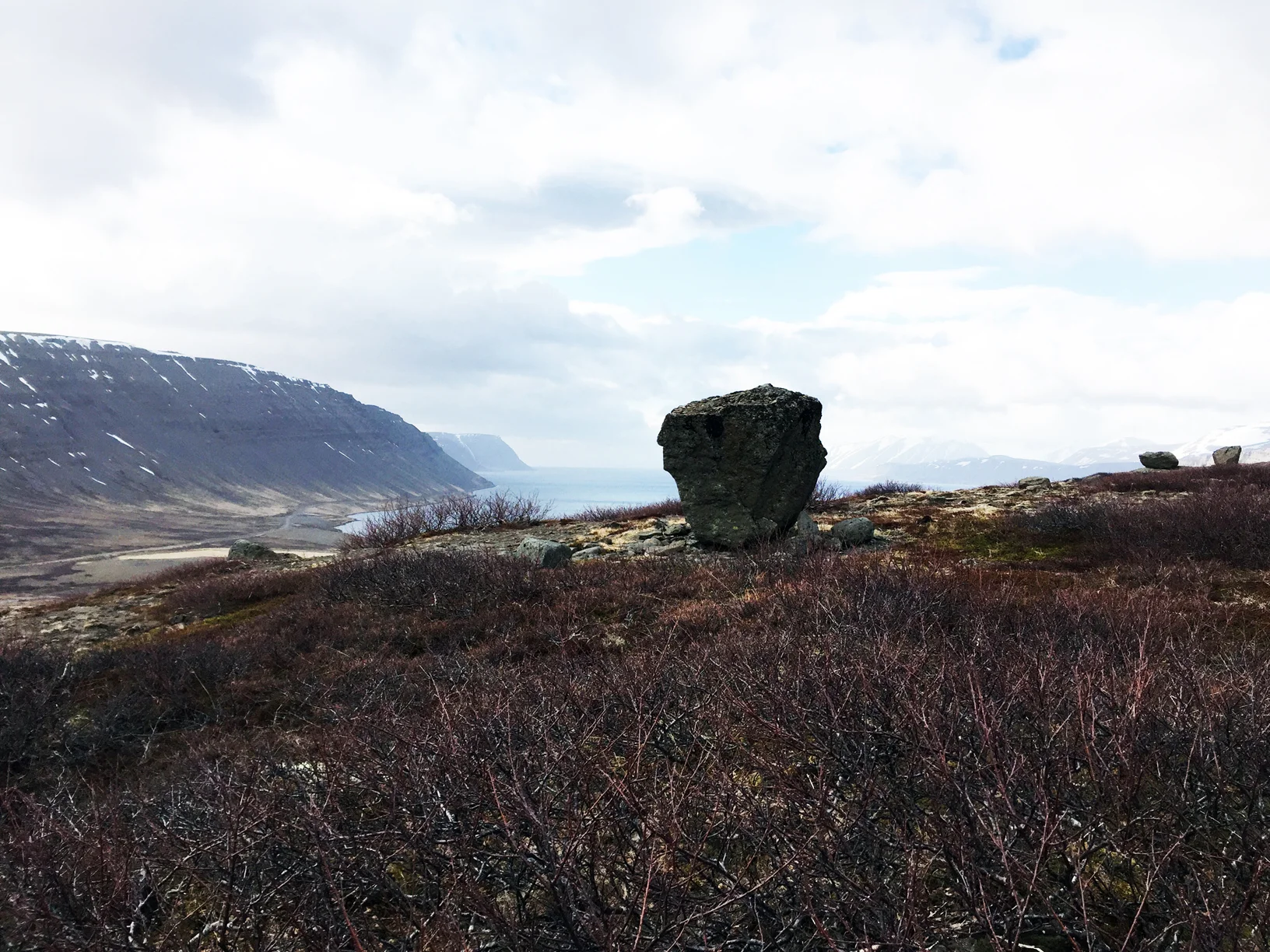 rocks.jpg