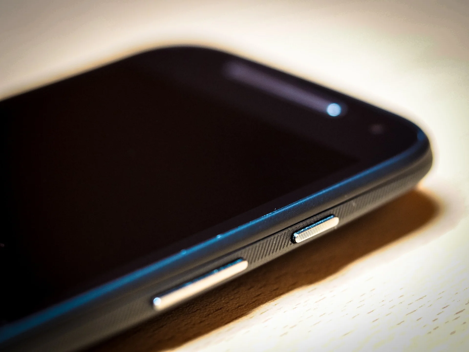 smartphone-949123_1920.jpg