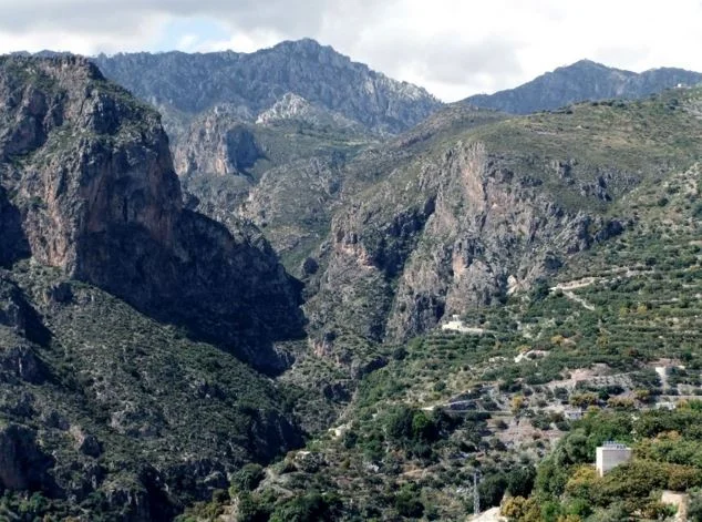 nerja / puerto de itrabo / nerja