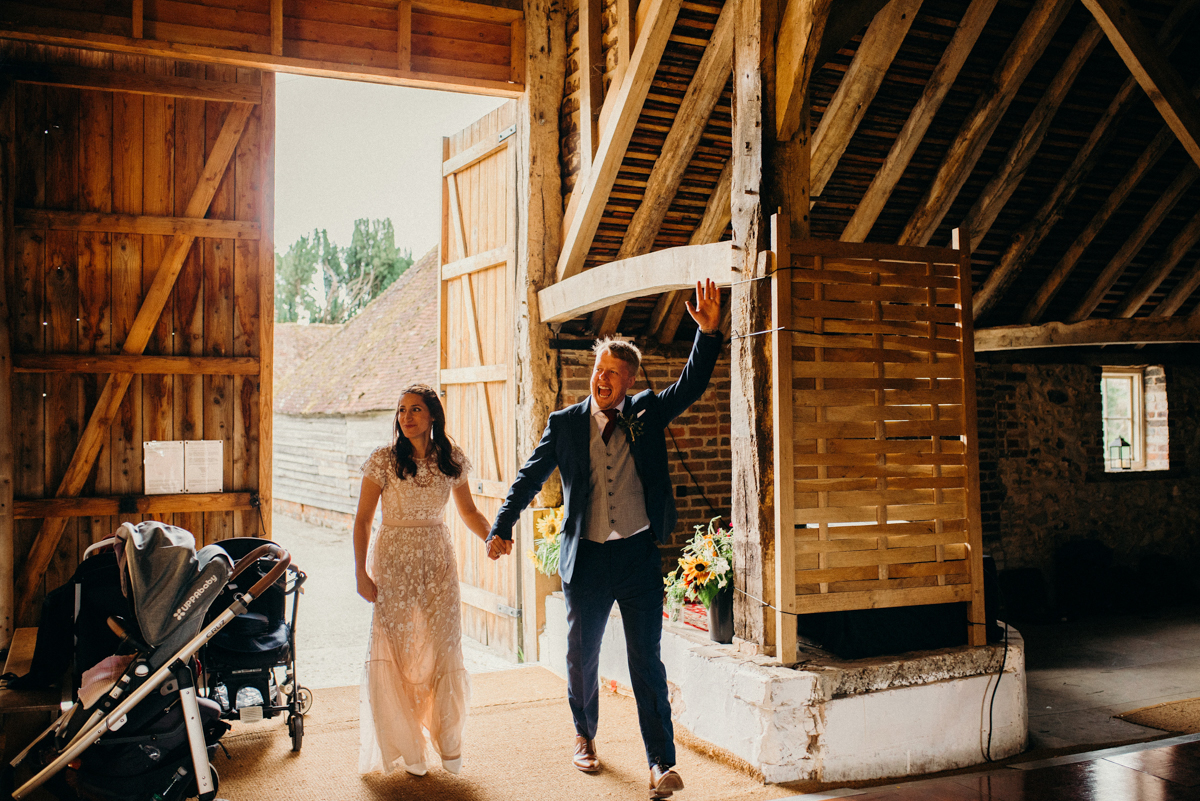 barnwedding (100 of 141).jpg