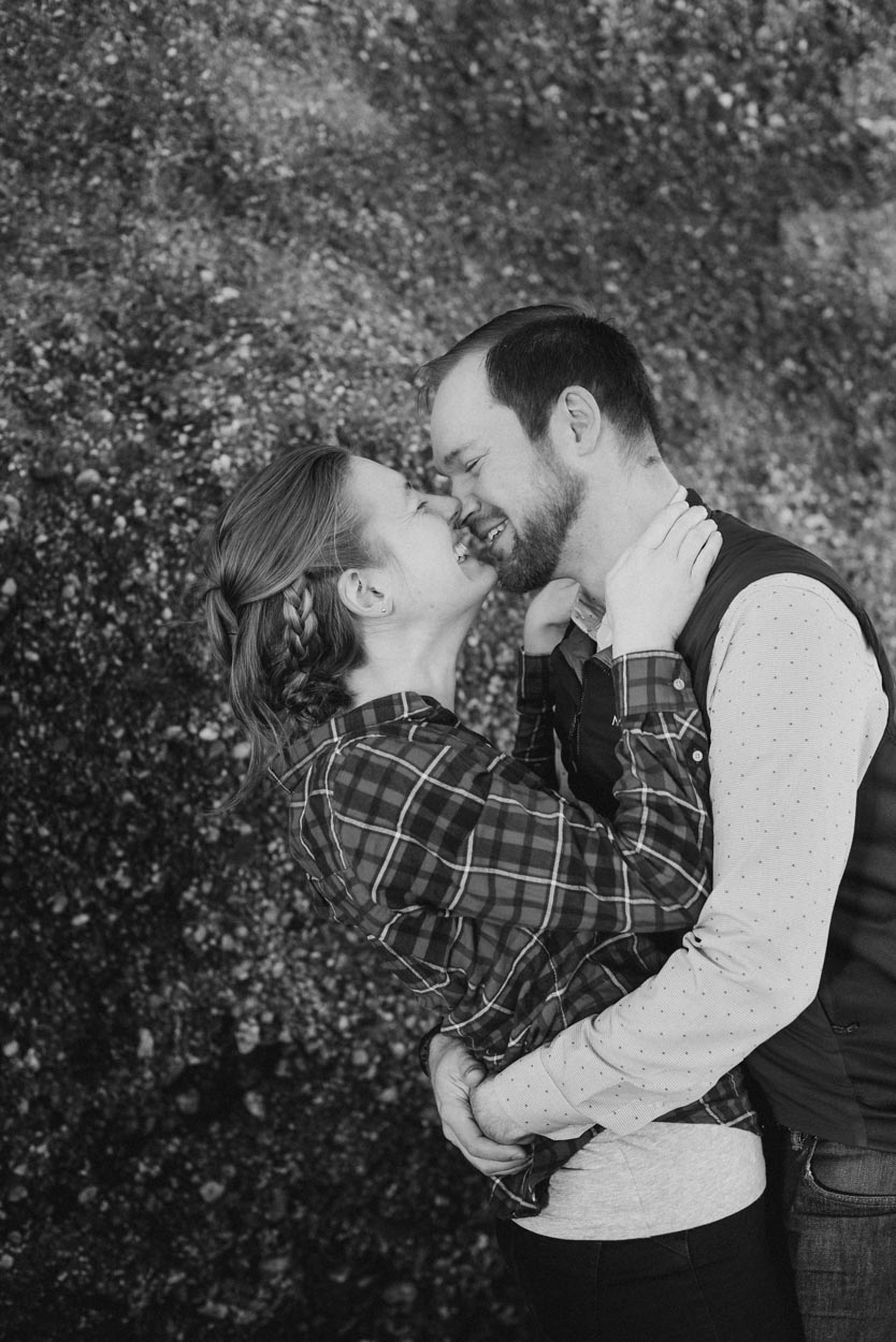 engagement-photography-black-and-white-elizabeth-moss-and-sterling-wall-at-lucy-vincent-beach2.jpg