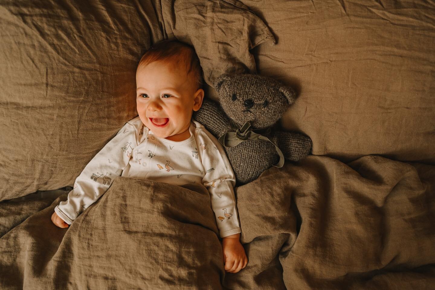 That&rsquo;s what we do on rainy days 📸 Happy 9 months Maxim! You are my inspiration 🎞 handmade bear 🐻 with love from auntie @becca.dunham cuties pj gifted by our generous and kind family friend @ivanchica @pehr