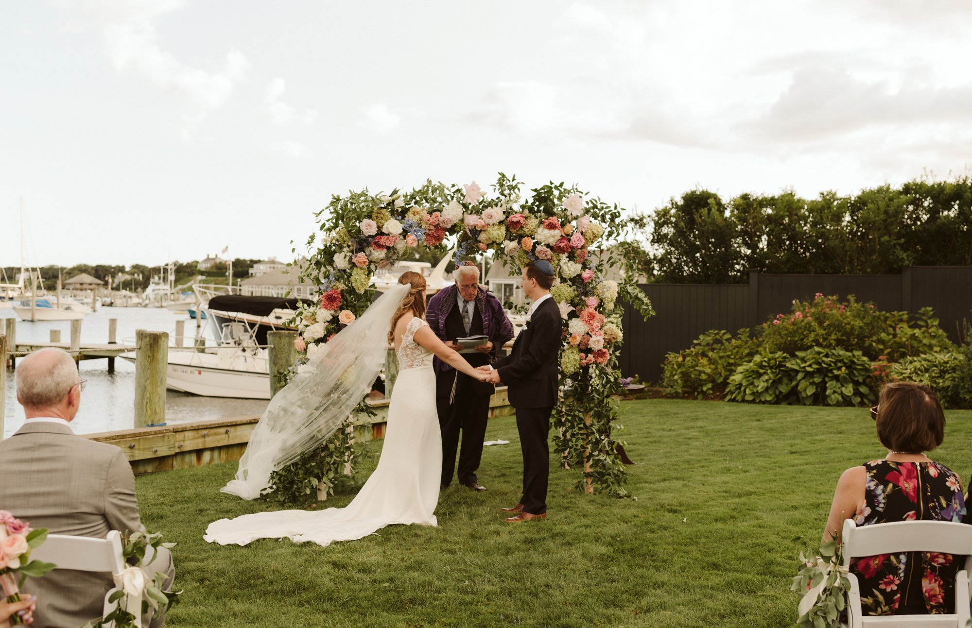 40_caroline_scott_marthas_vineyard_wedding_in_edgartown.jpg