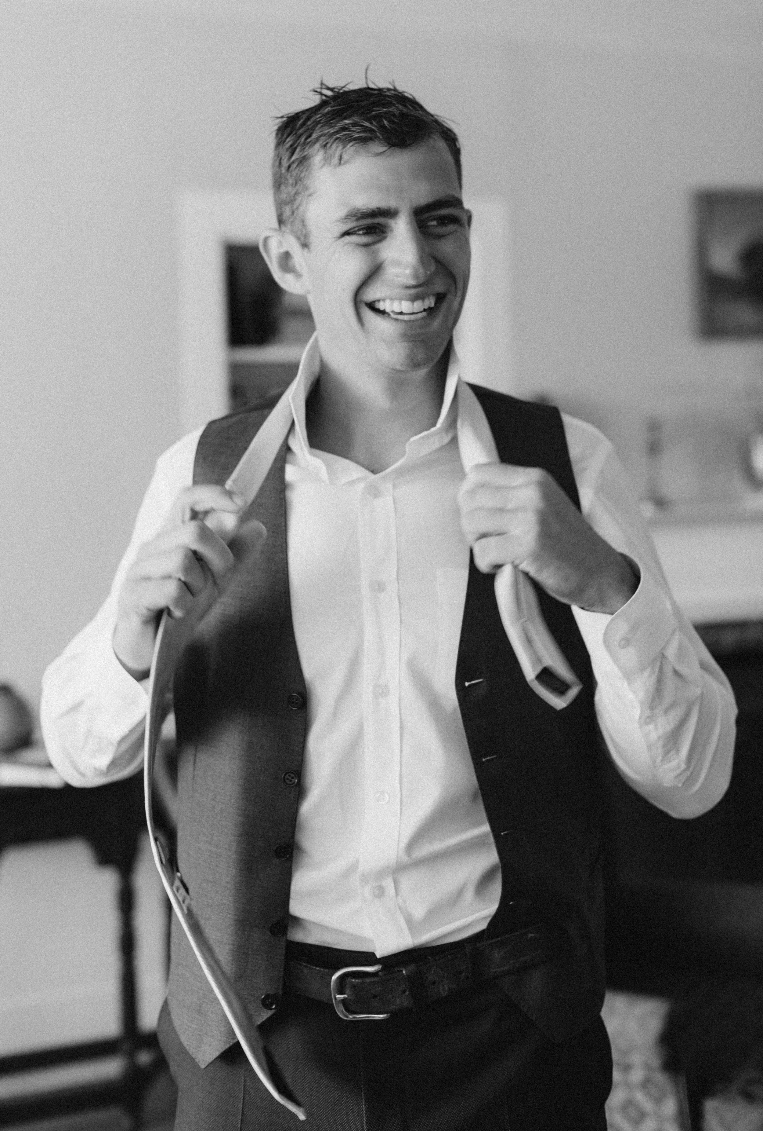 1_jane_jake_captain_flanders_house_marthas_vineyard_wedding_photographer.jpg