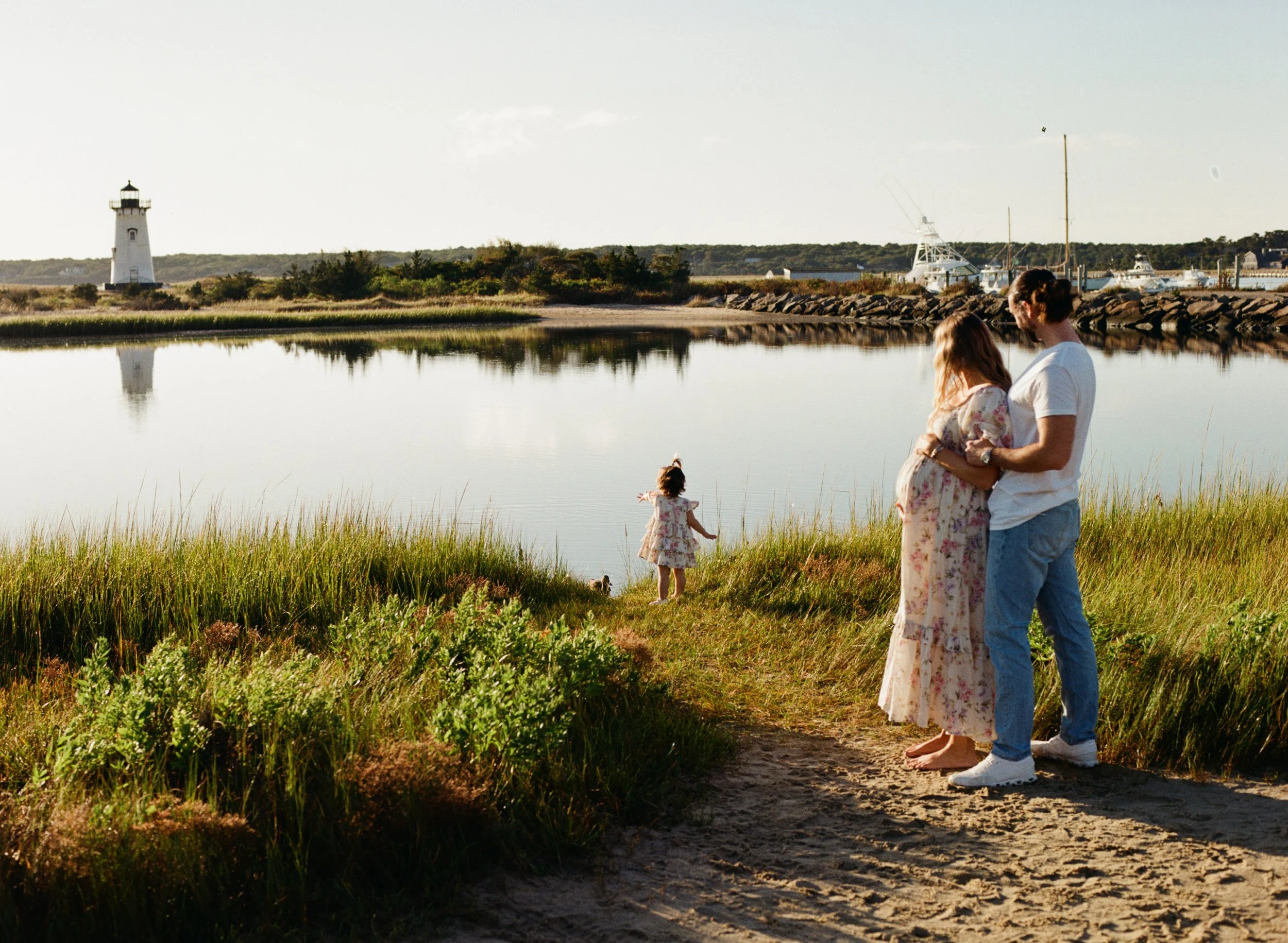 Already a Big Sister: A Maternity Session Full of Anticipation 