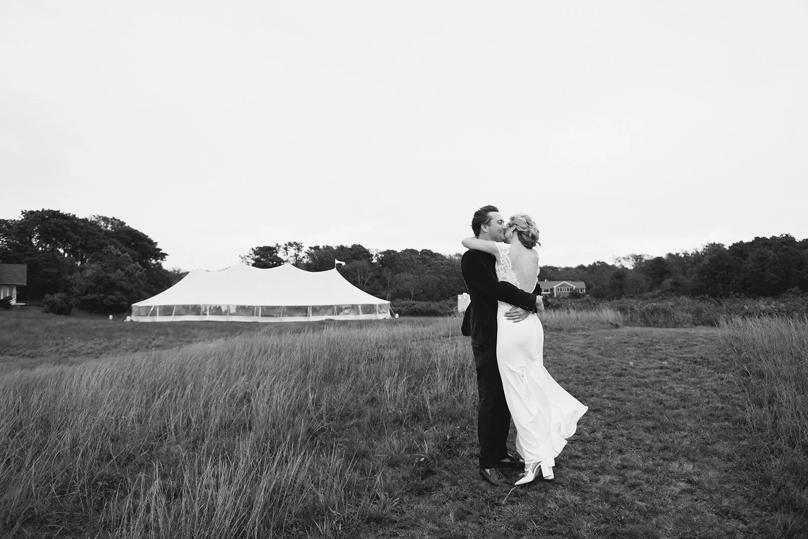 A Romantic Rainy Day Wedding on Chappaquiddick Island | Avery &amp; Wyatt