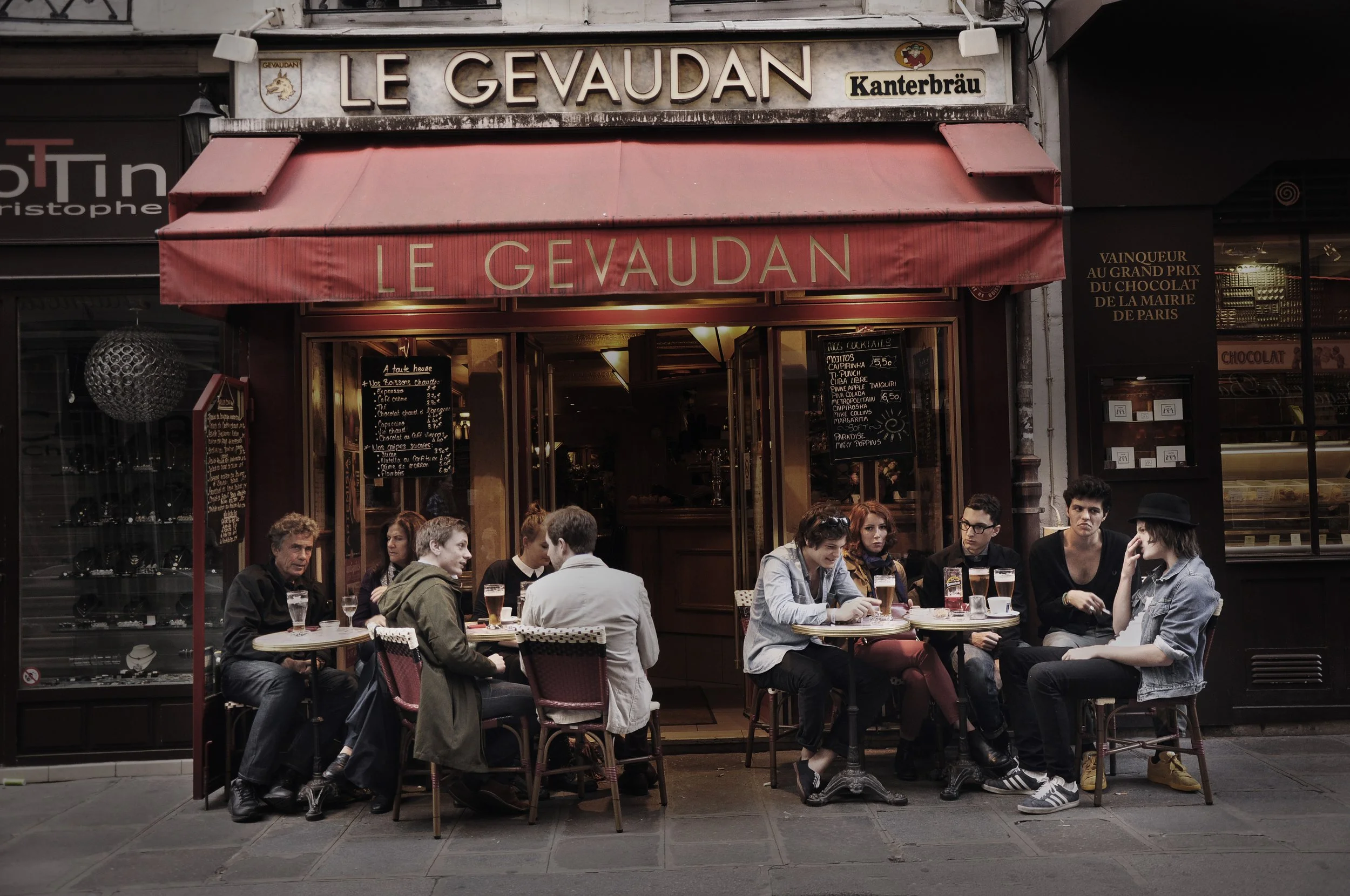 cafe copy.jpg