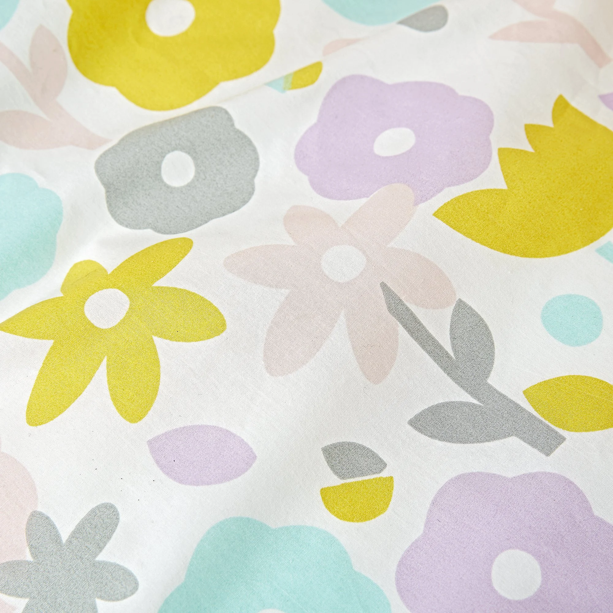 Kids_Duvet_Floral_Suite_Multi_Silo2.jpg