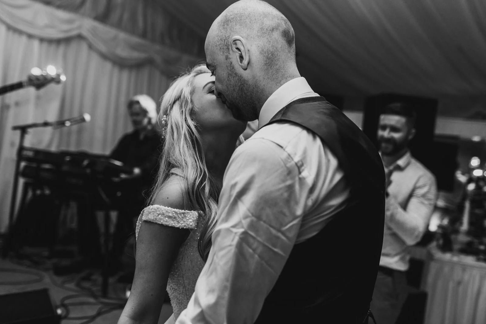 Kerry and Paul (705 of 606).jpg