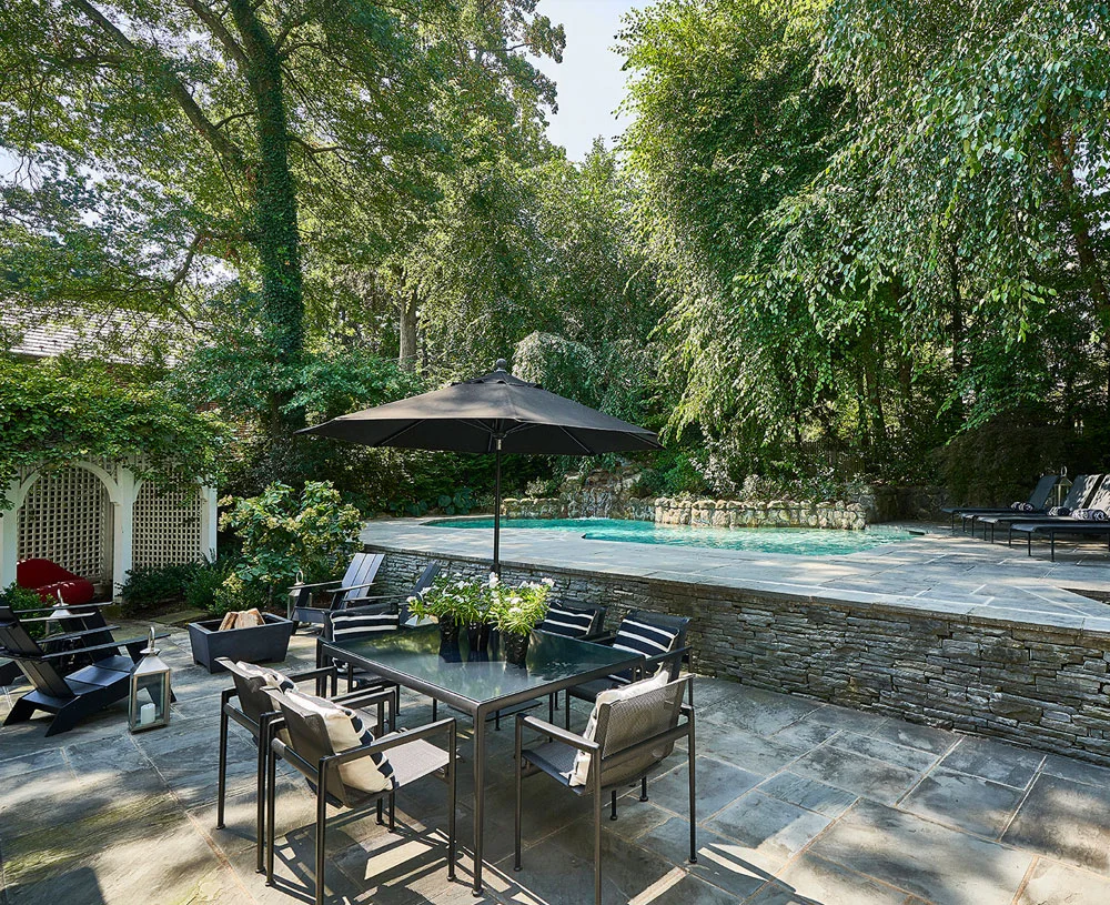 e-vizzone-mtnave-after-backyard2.jpg