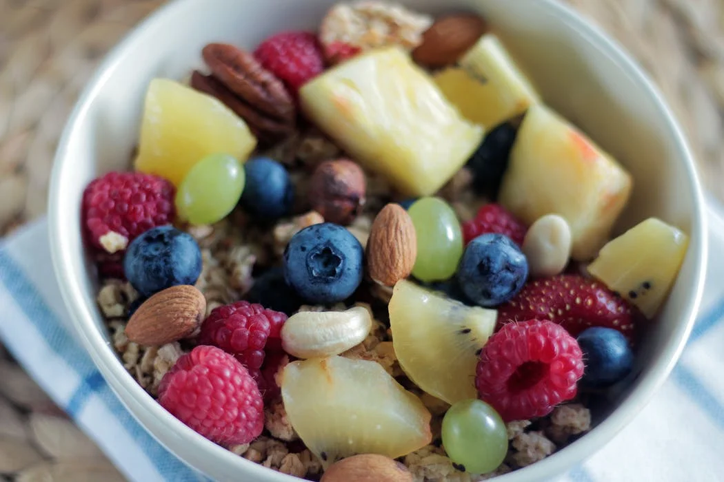 healthy-lunch-meal-fruits.jpg