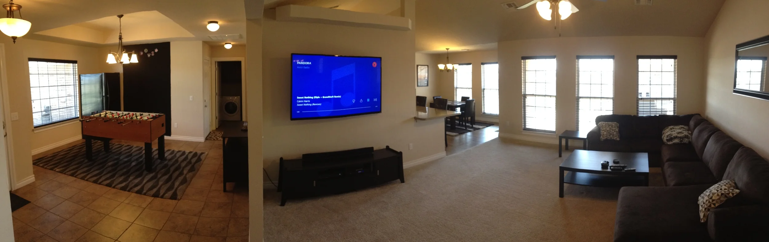  Living room blah blah blah 