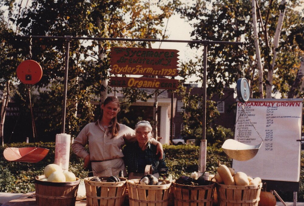 Betsey_FarmStand_1981.jpg