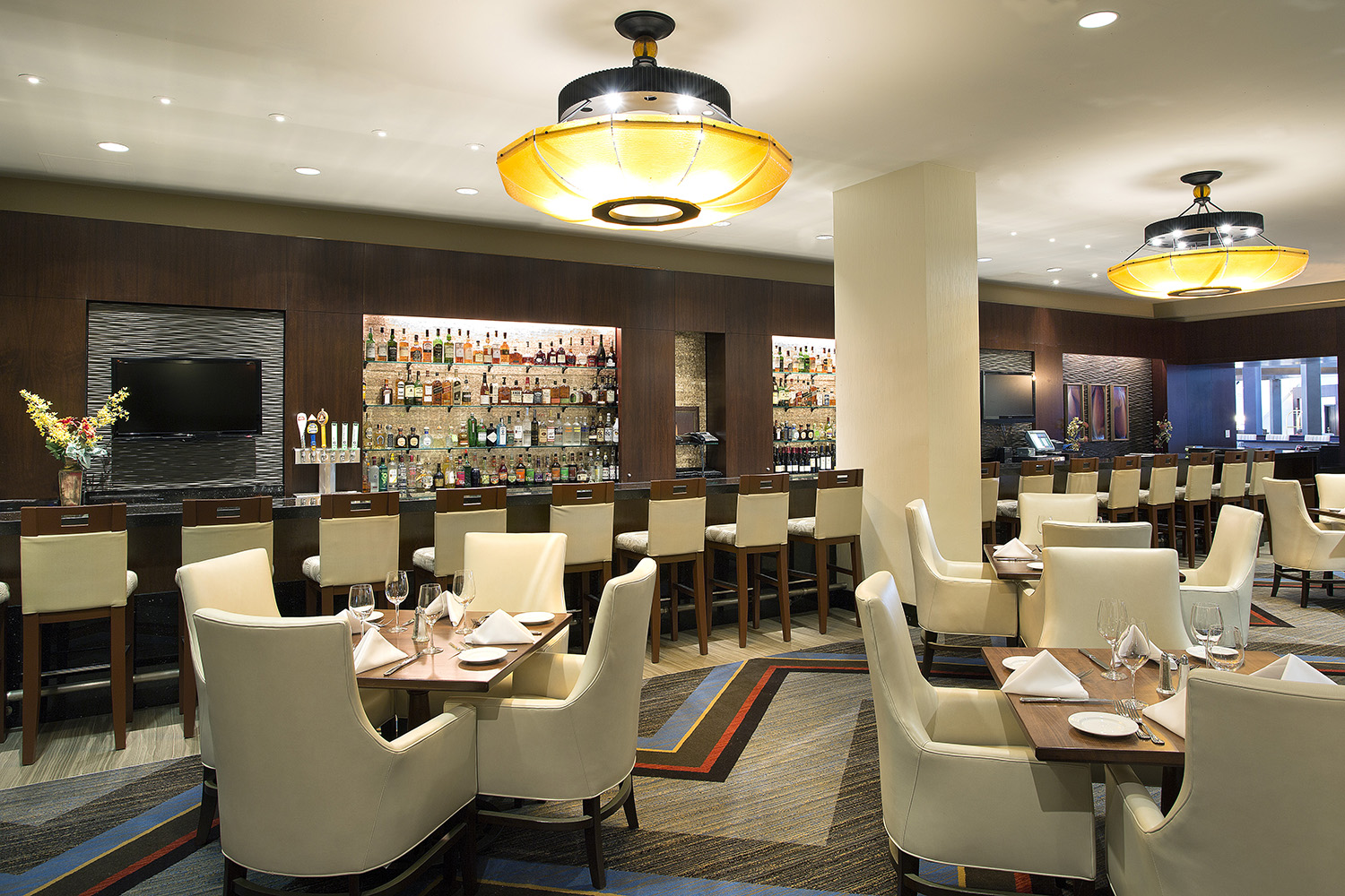 6-Public Area_Basil's Bar 2.jpg