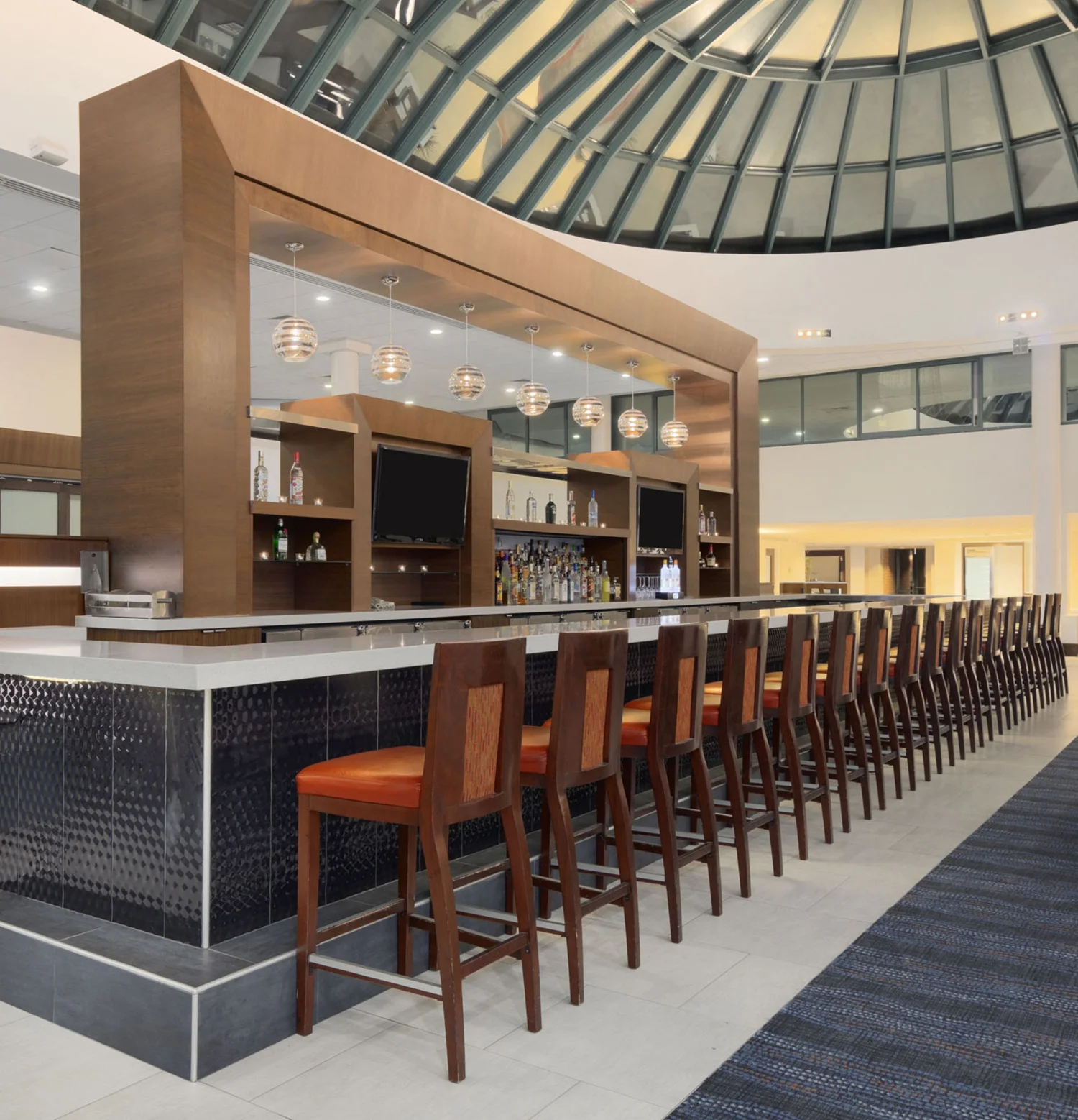 2-Public Areas_Bar.jpg