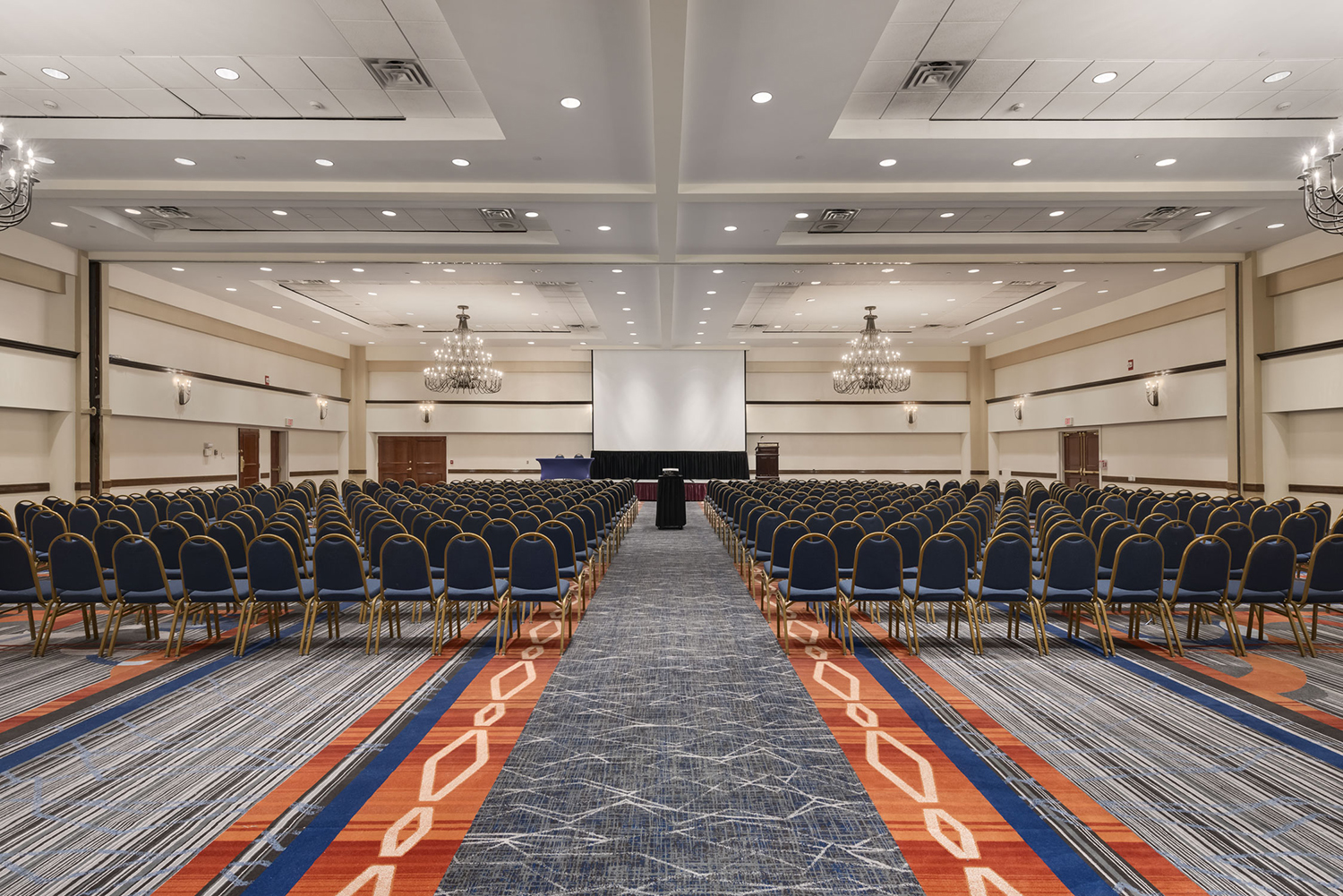 6-Public Areas_Ballroom.jpg