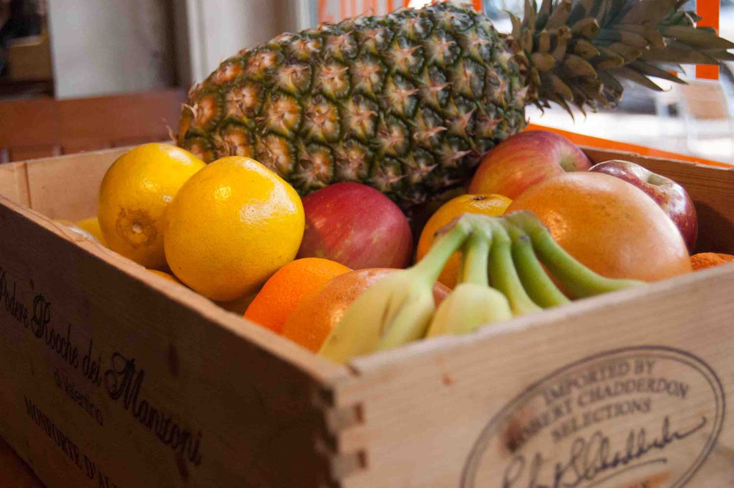 avenue-cafe-new-orleans-fresh-fruit.jpg