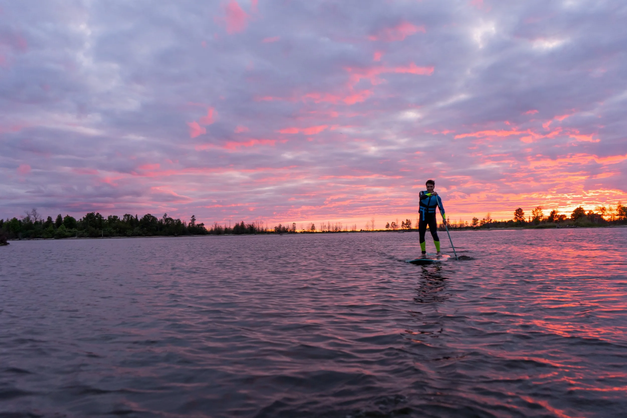 Can You SUP in the Fall? Tips, Safety & Scenic Spots