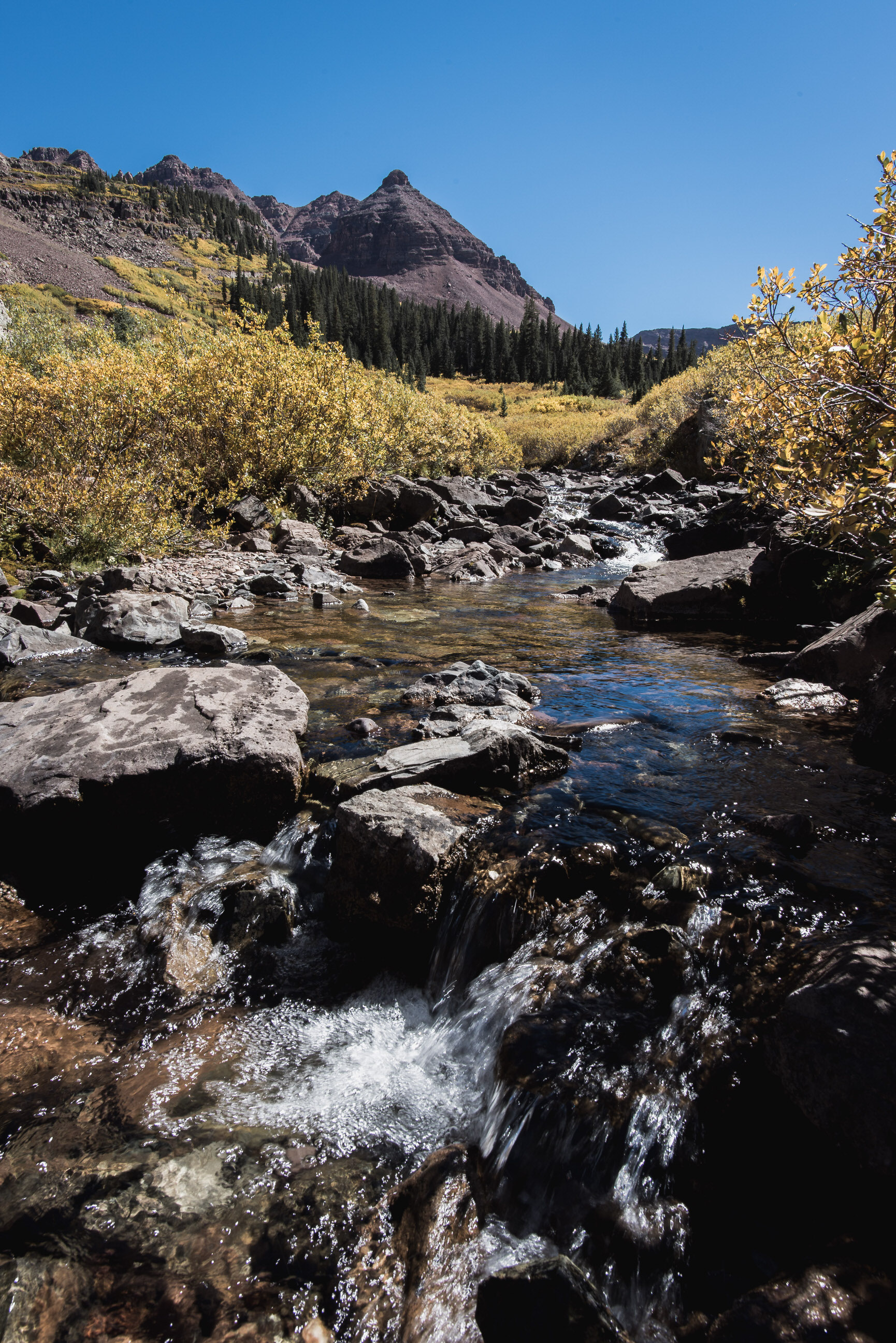 four pass loop fall colors backpacking aspen boulder photographers