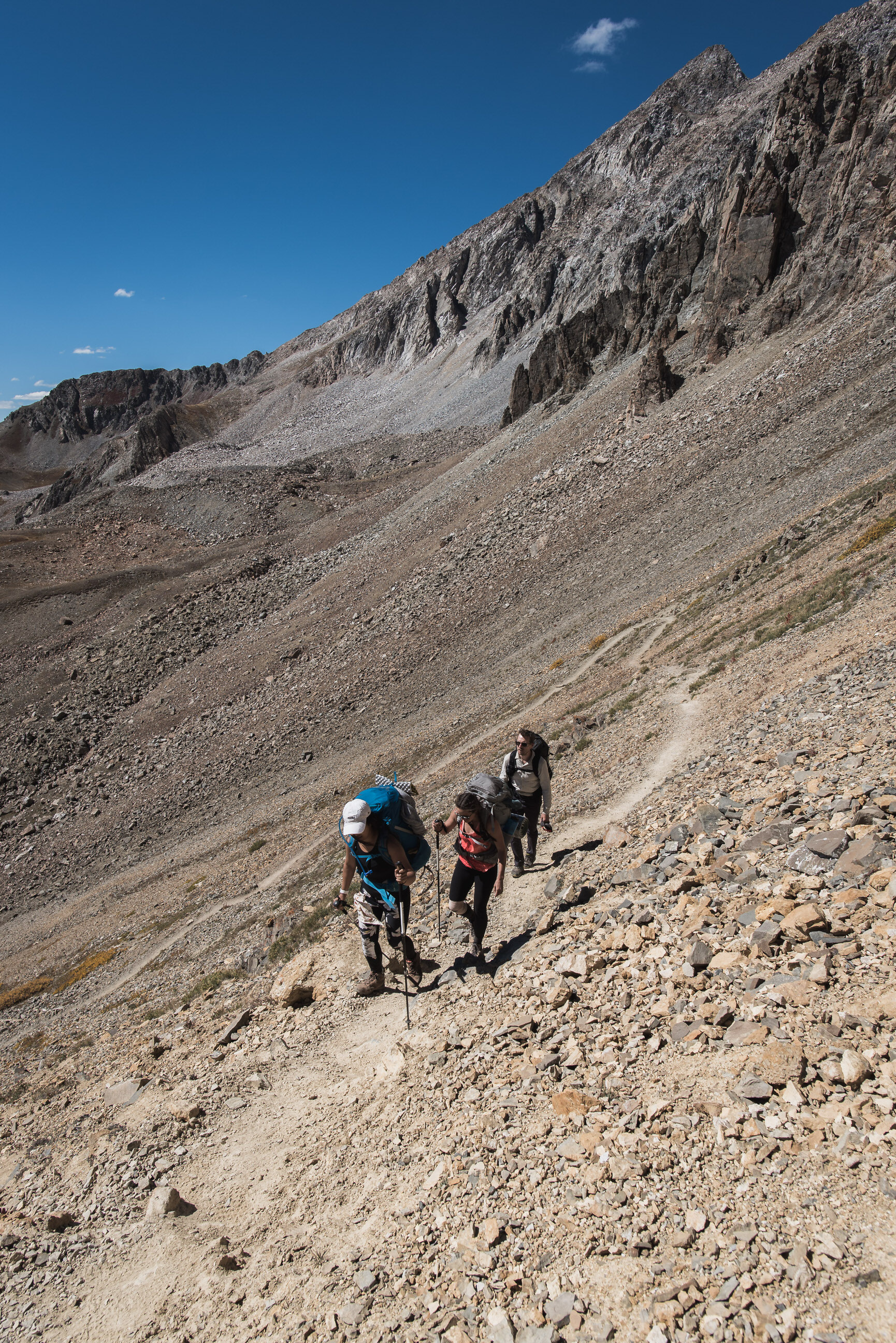 four pass loop fall colors backpacking aspen boulder photographers