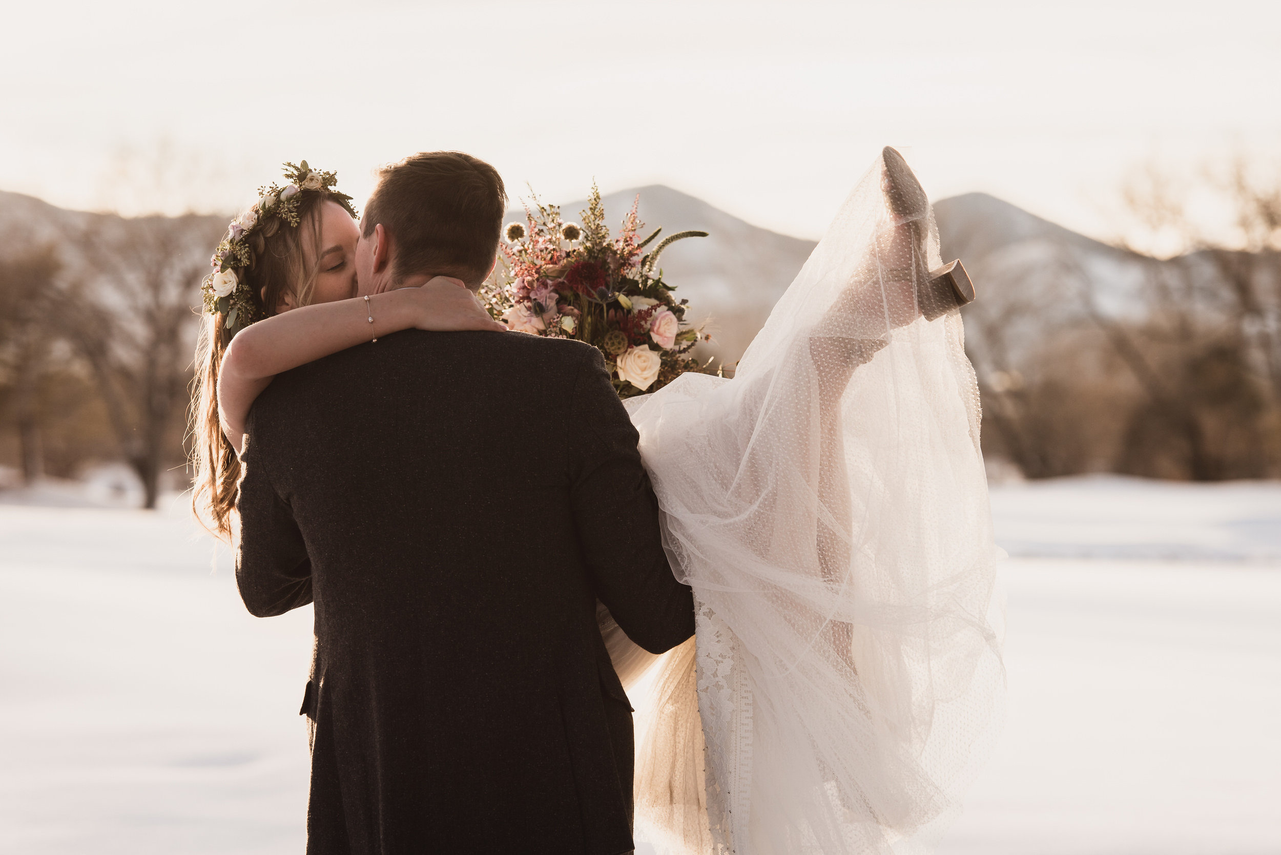 raccoon creek winter wedding photography boulder colorado mountains