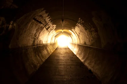 Tunnel2.jpg