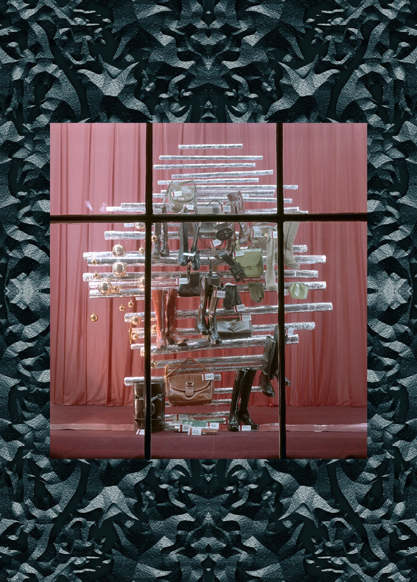 Window display of the społem store, Warsaw 1975. Photo: Andrzej Wiernicki ©Forum