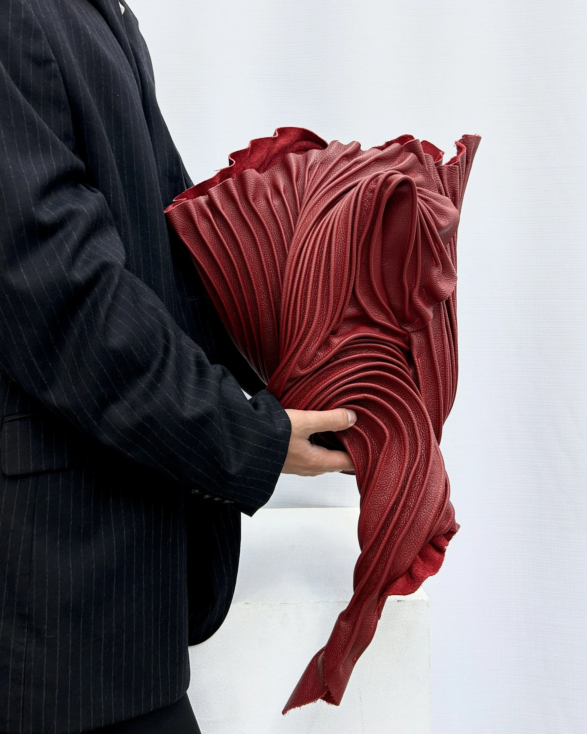 Paweł Robuta - craft, form and becoming