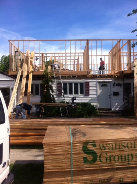 Elizabeth Murphy's Home - Raising the Roof