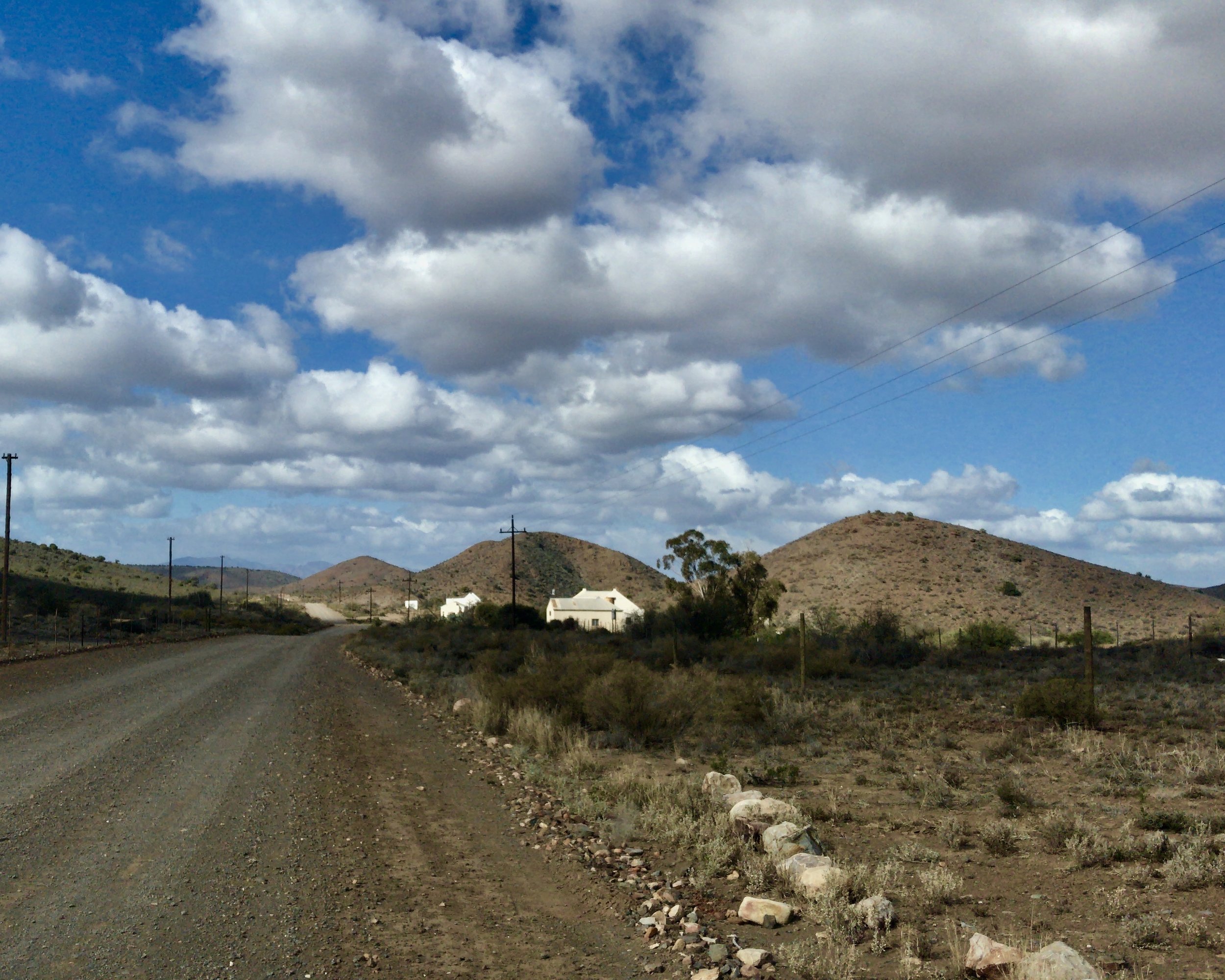 Klein Karoo: Main Road in Plaithus