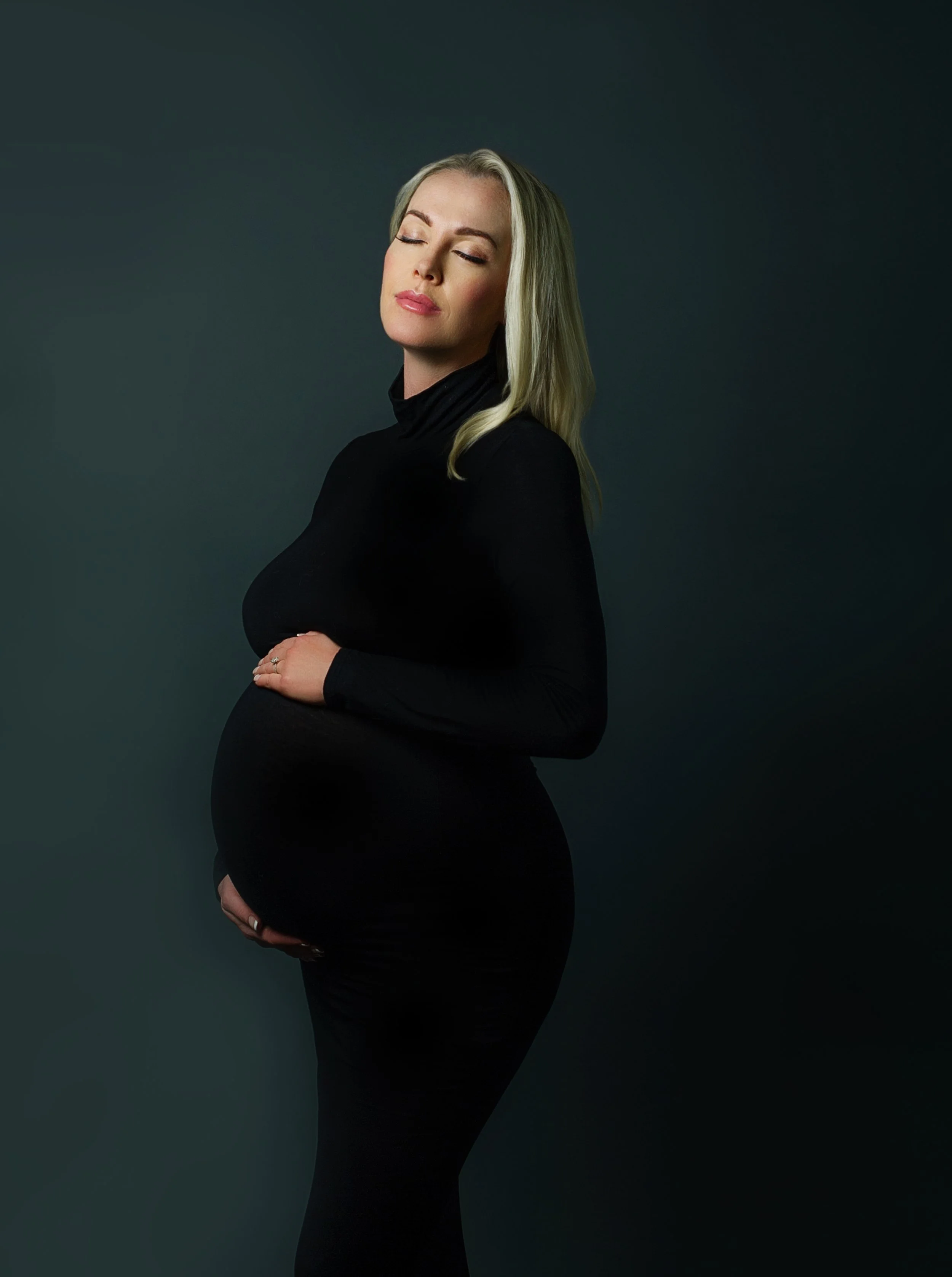 PureStudiosAgnesKieszAmandaWMaternity-39.jpg