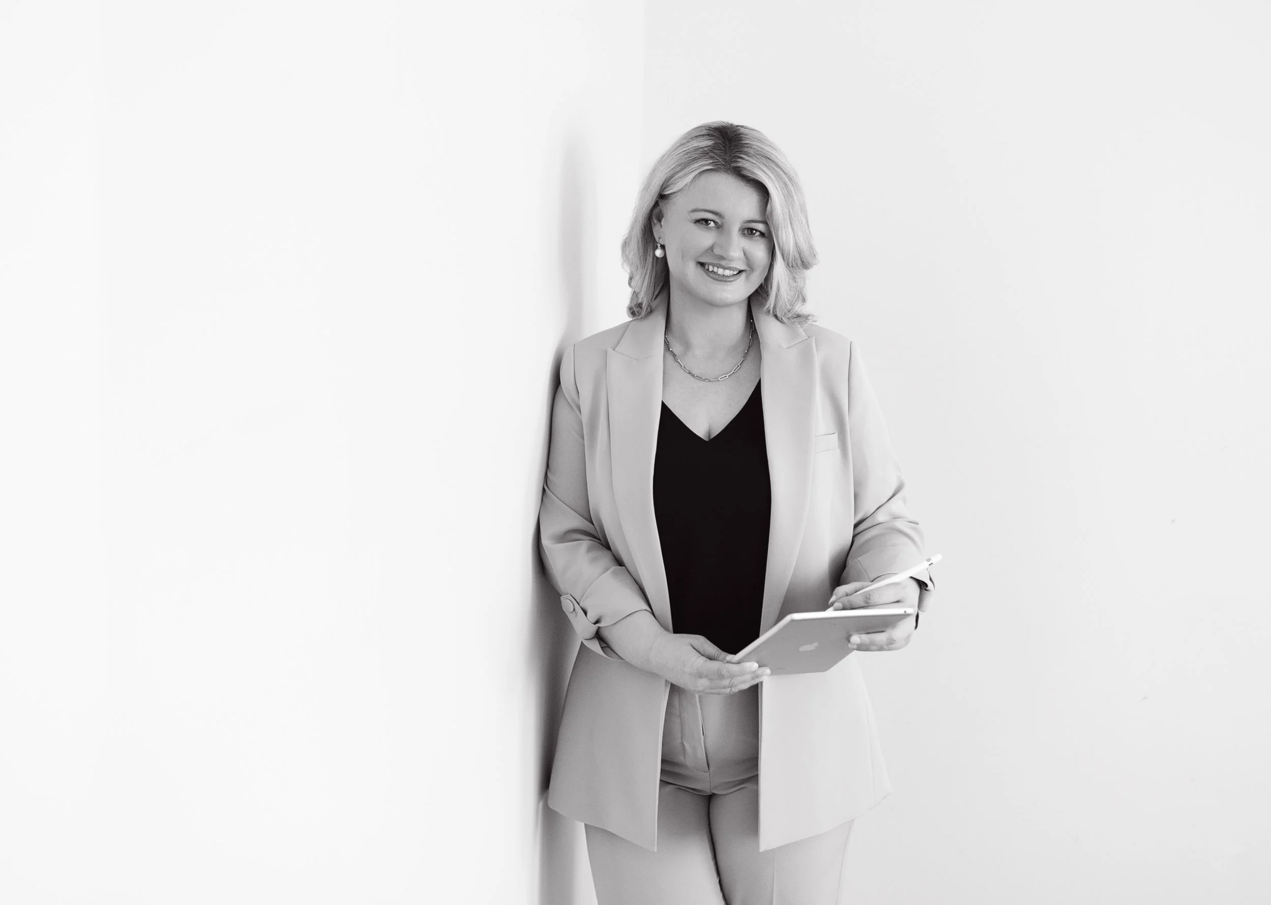 PureStudiosAgnesKieszMariaCavdamova-13BW.jpg