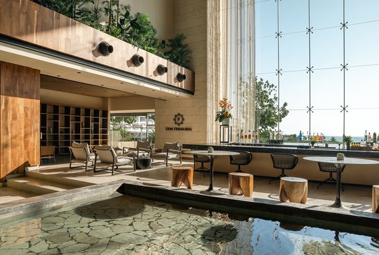 atelier-playa-mujeres-bar-2.jpg