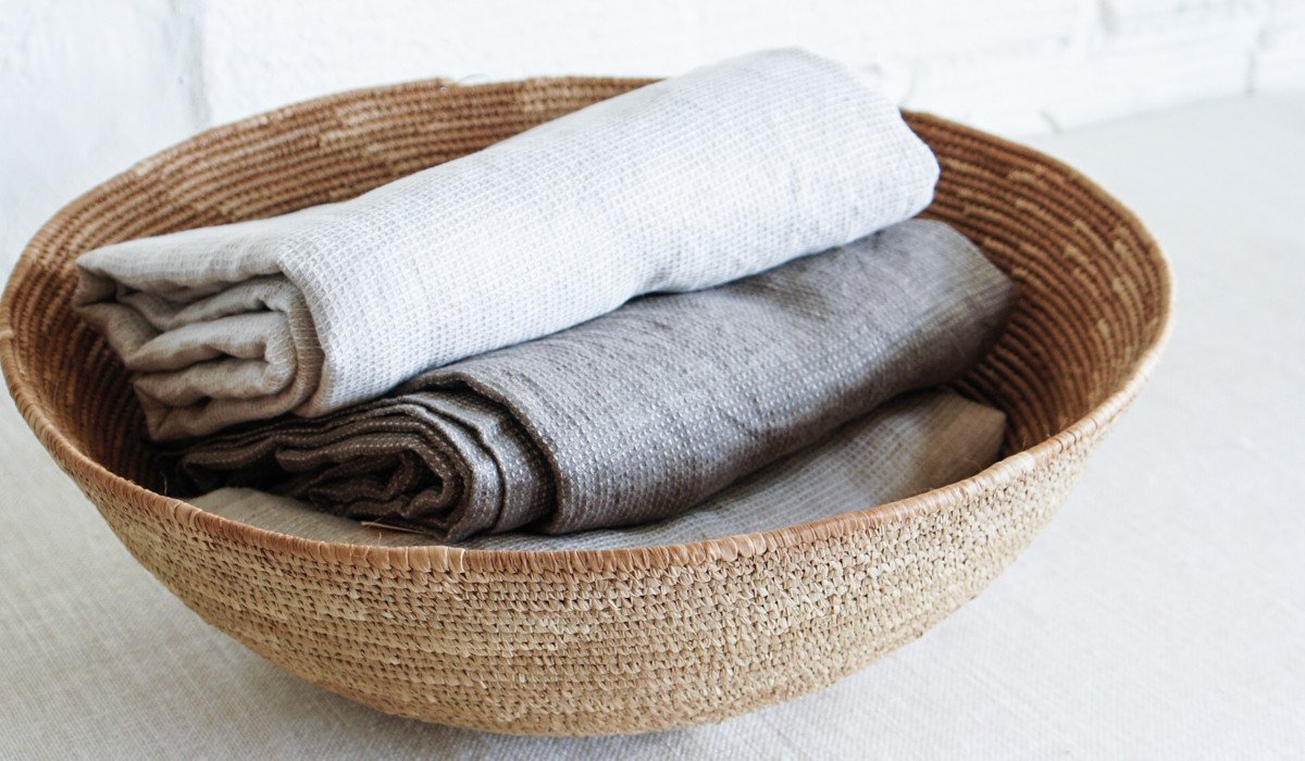 Linen blanket via Spartan Shop